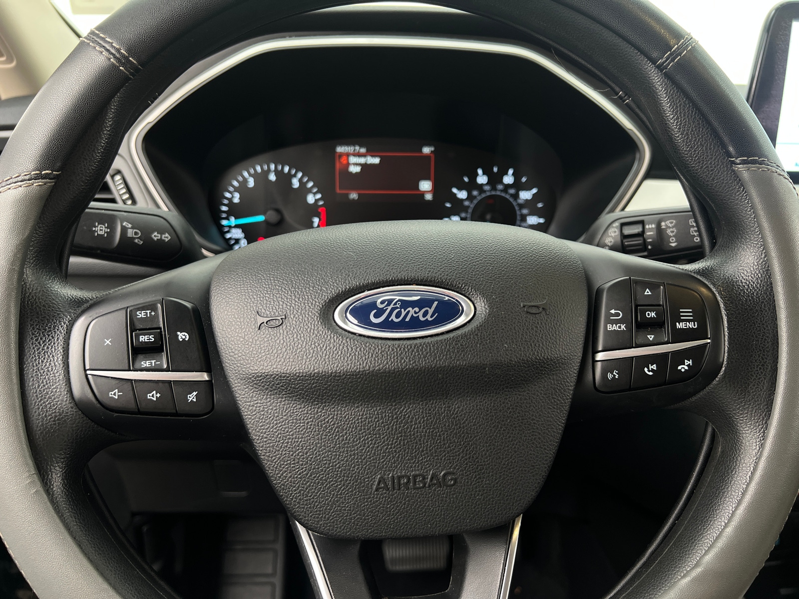 Thumbnail: 2020 Ford Escape - 5