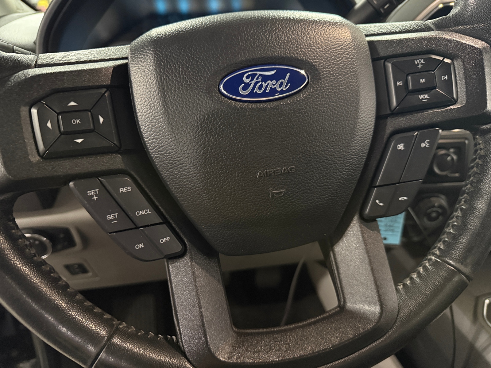 Thumbnail: 2018 Ford Econoline - 5