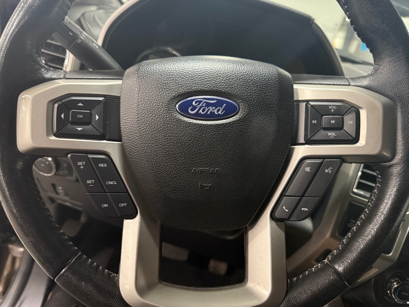 Thumbnail: 2018 Ford Econoline - 4