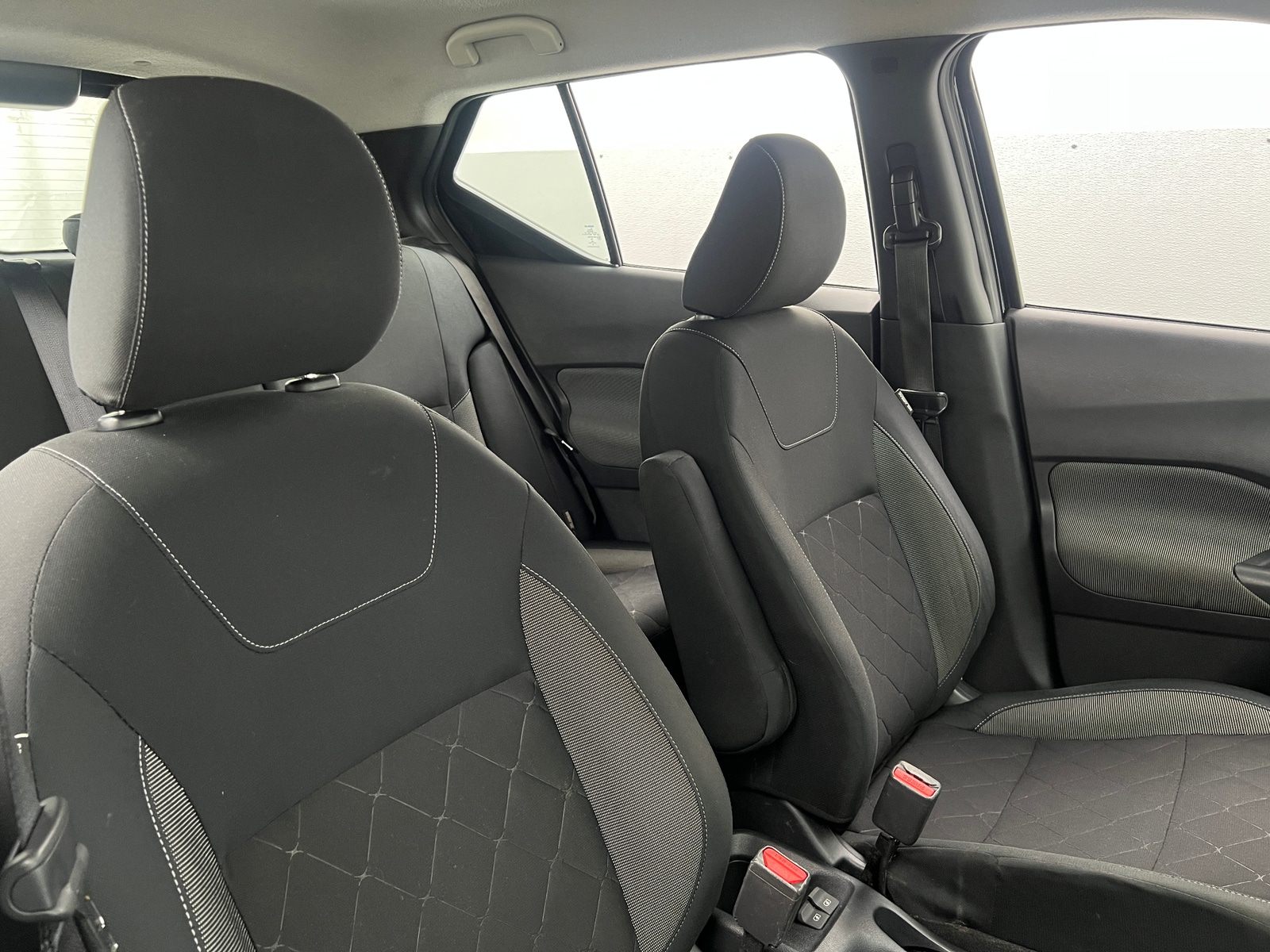 Thumbnail: 2020 Nissan Kicks - 2
