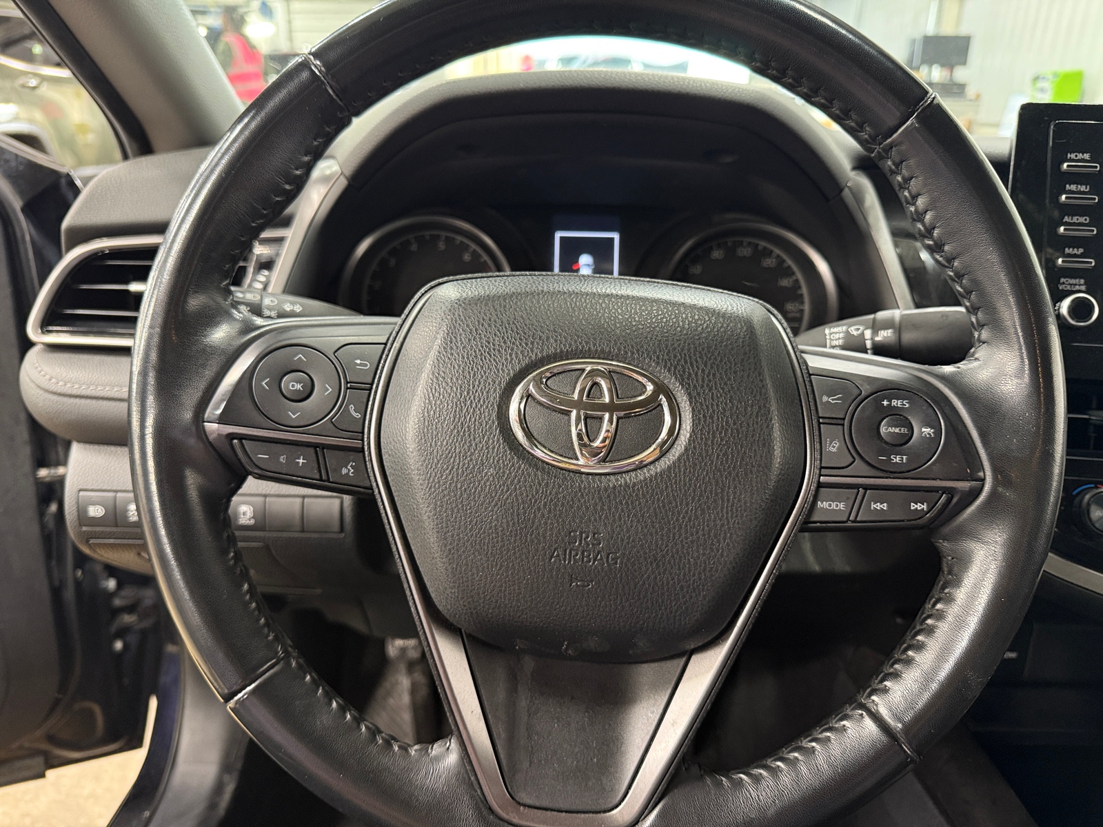 Thumbnail: 2022 Toyota Camry - 5