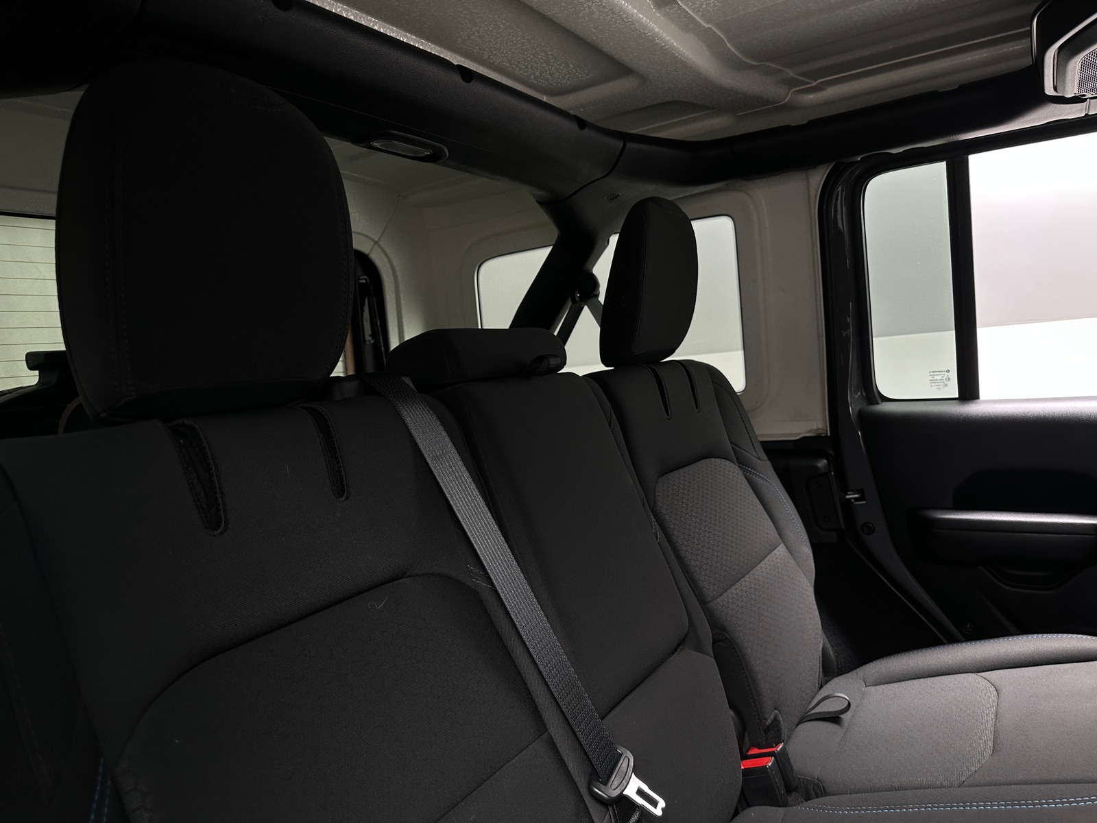Thumbnail: 2021 Jeep Wrangler - 6