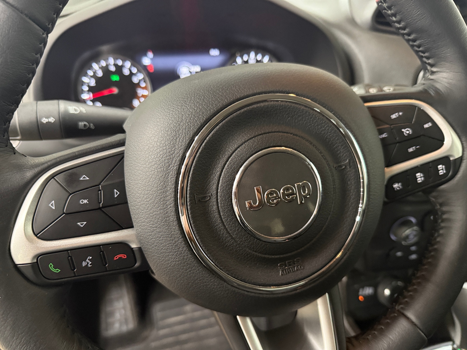 Thumbnail: 2023 Jeep Renegade - 4