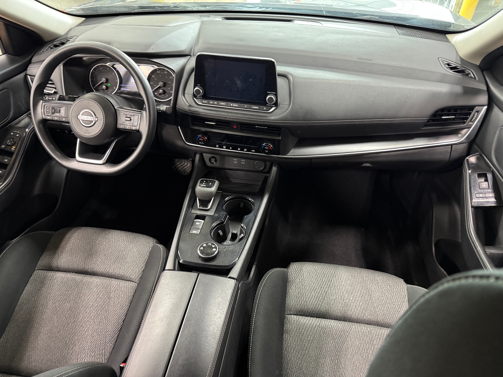 Thumbnail: 2024 Nissan Rogue - 3
