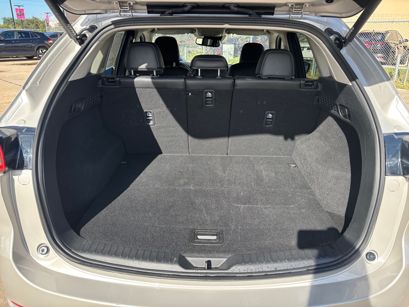 Thumbnail: 2025 Mazda CX-5 - 6