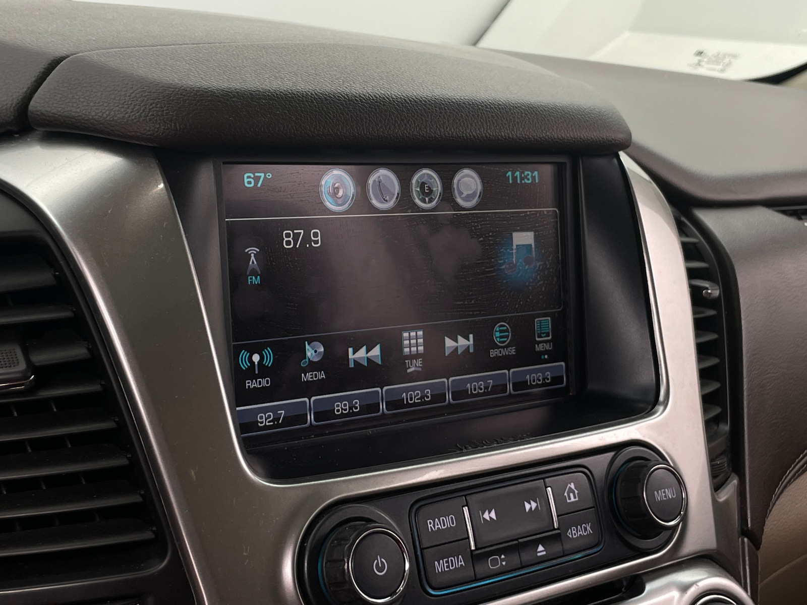 Thumbnail: 2017 Chevrolet Tahoe - 3