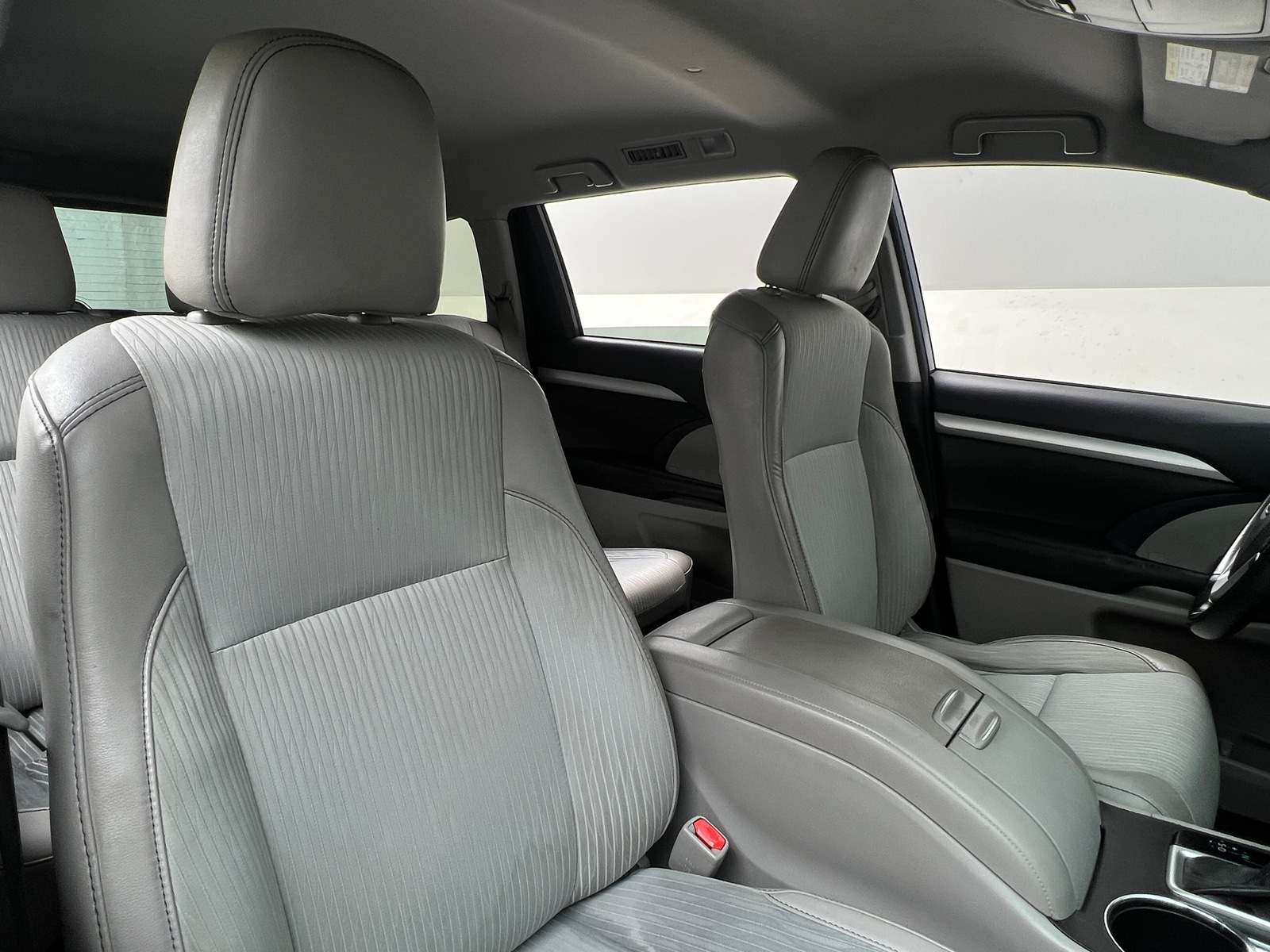 Thumbnail: 2018 Toyota Highlander - 2
