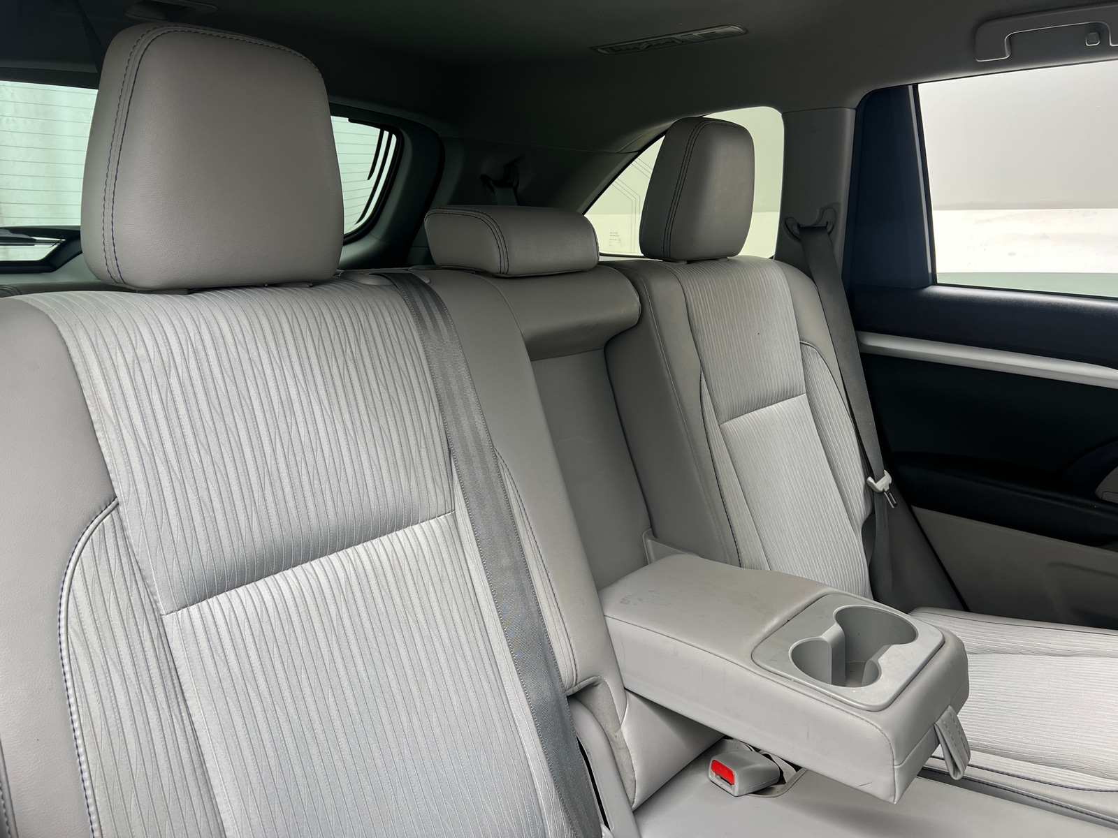 Thumbnail: 2018 Toyota Highlander - 6
