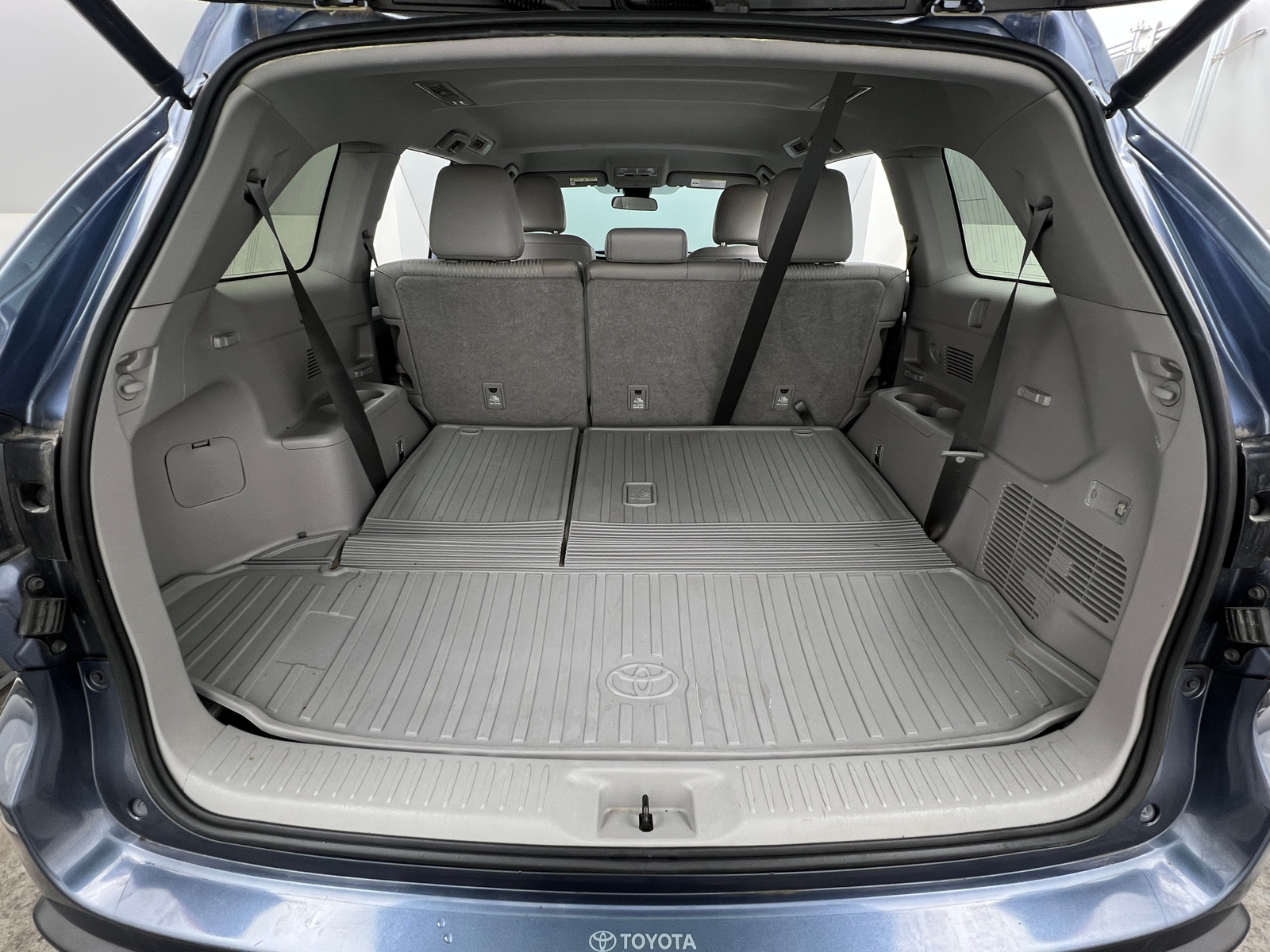 Thumbnail: 2018 Toyota Highlander - 7