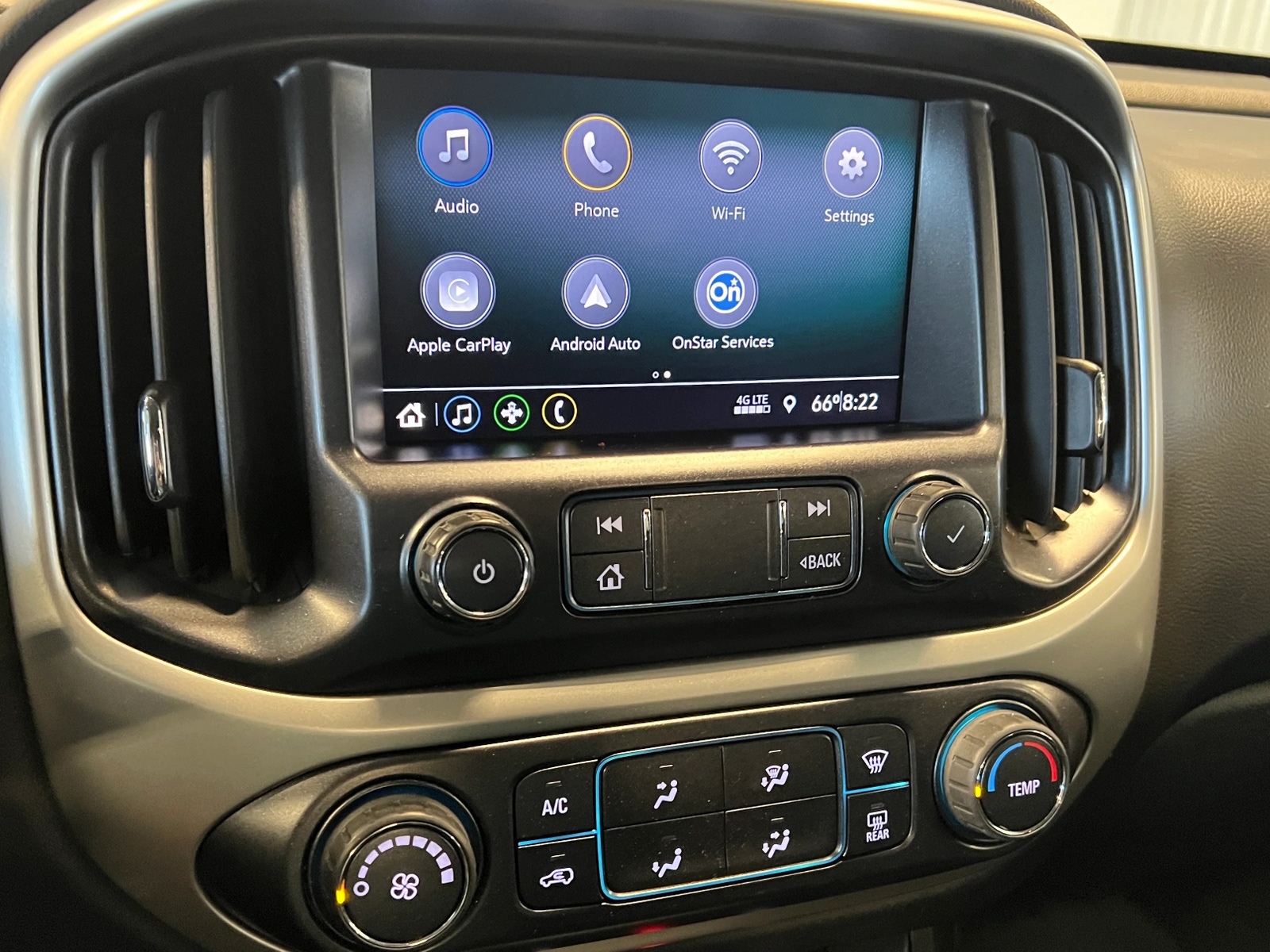 Thumbnail: 2022 Chevrolet Colorado - 4