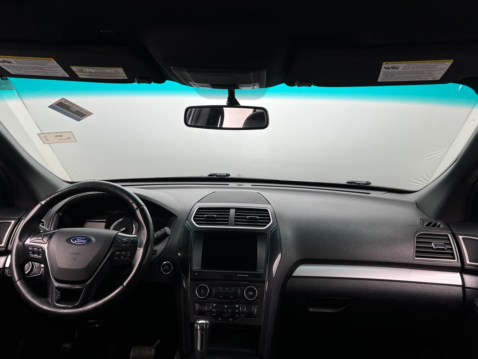 Thumbnail: 2016 Ford Explorer - 2