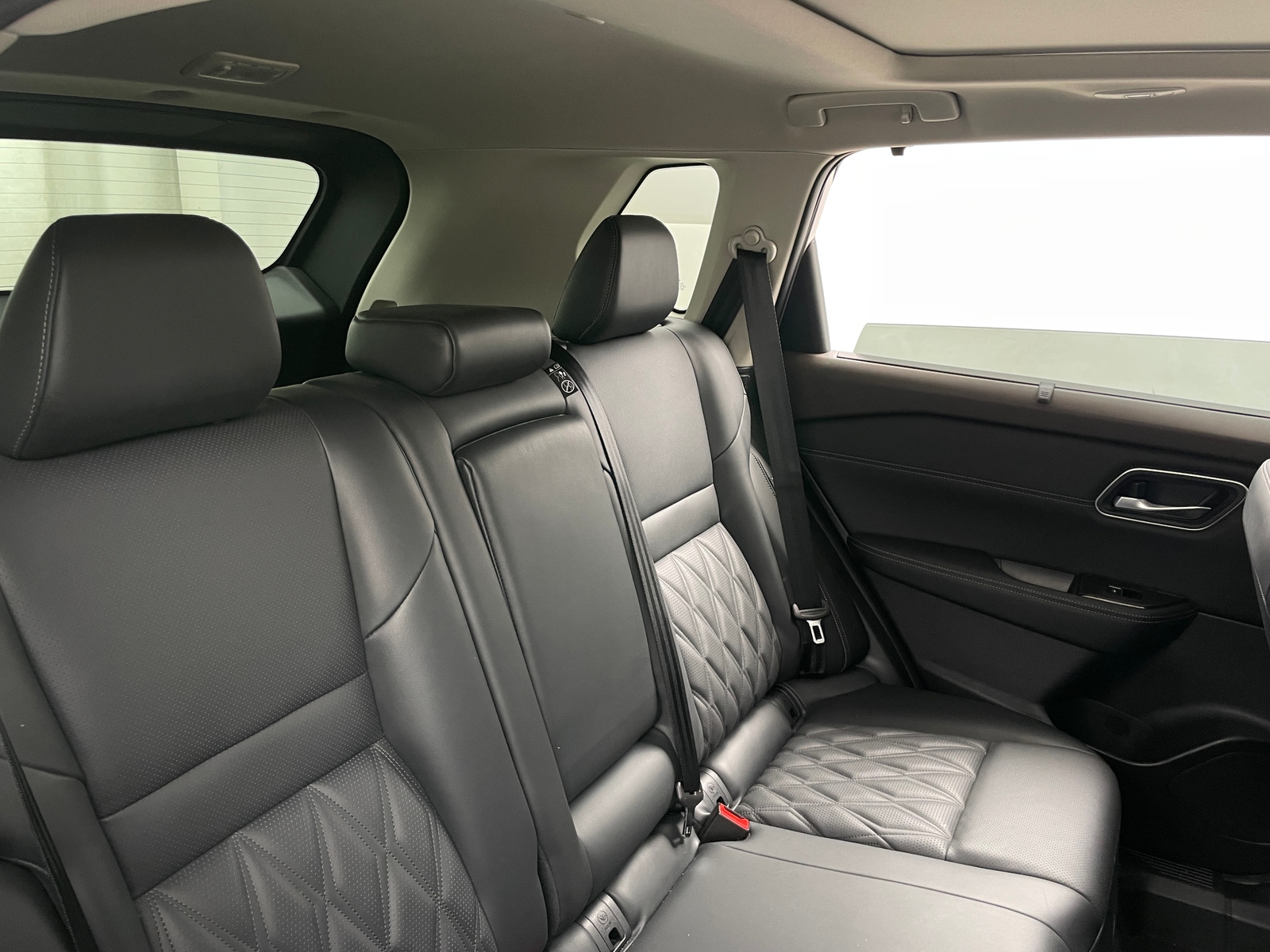 Thumbnail: 2022 Nissan Rogue - 5