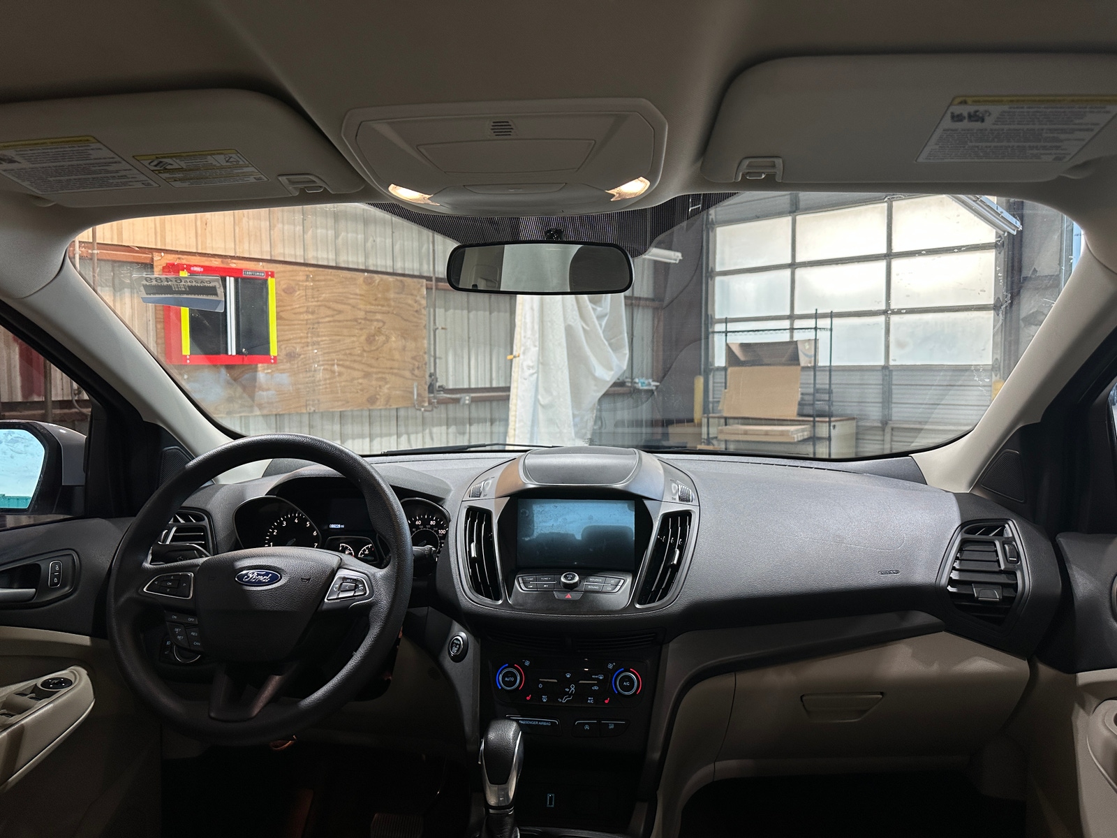 Thumbnail: 2019 Ford Escape - 3