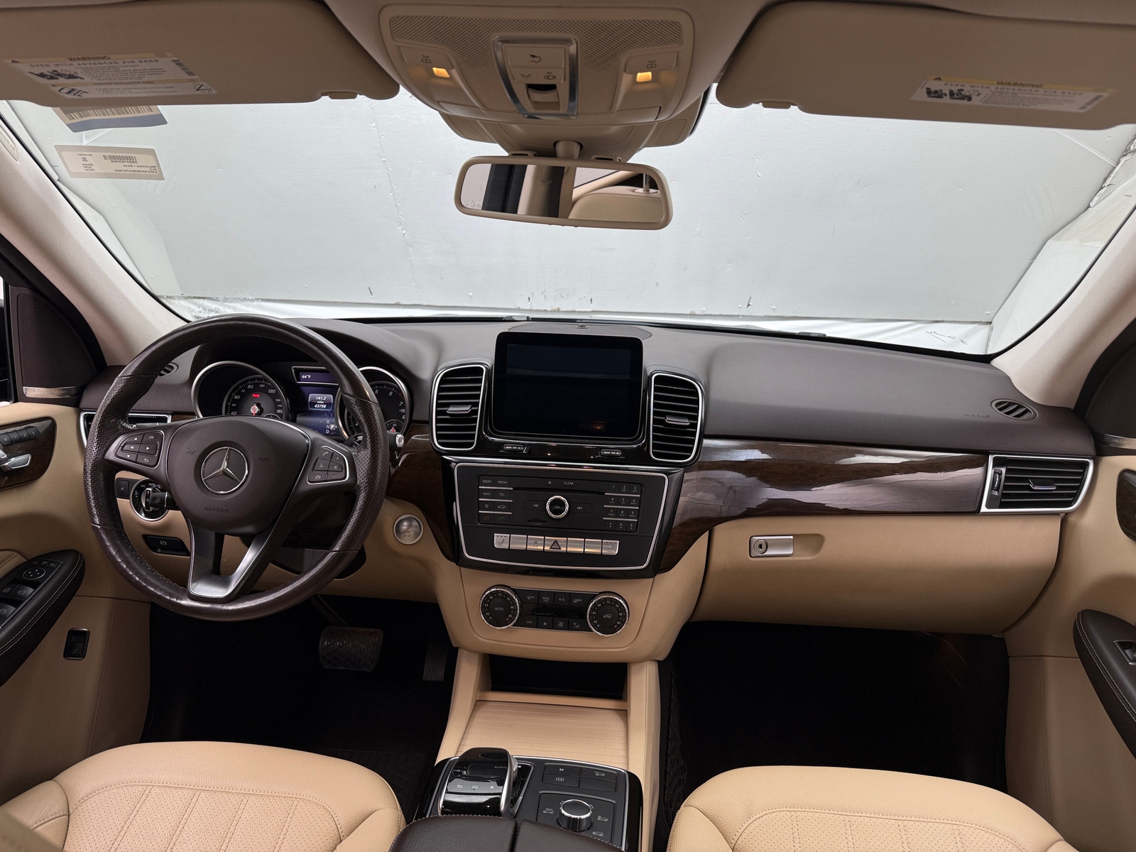Thumbnail: 2016 Mercedes-Benz GLE - 2
