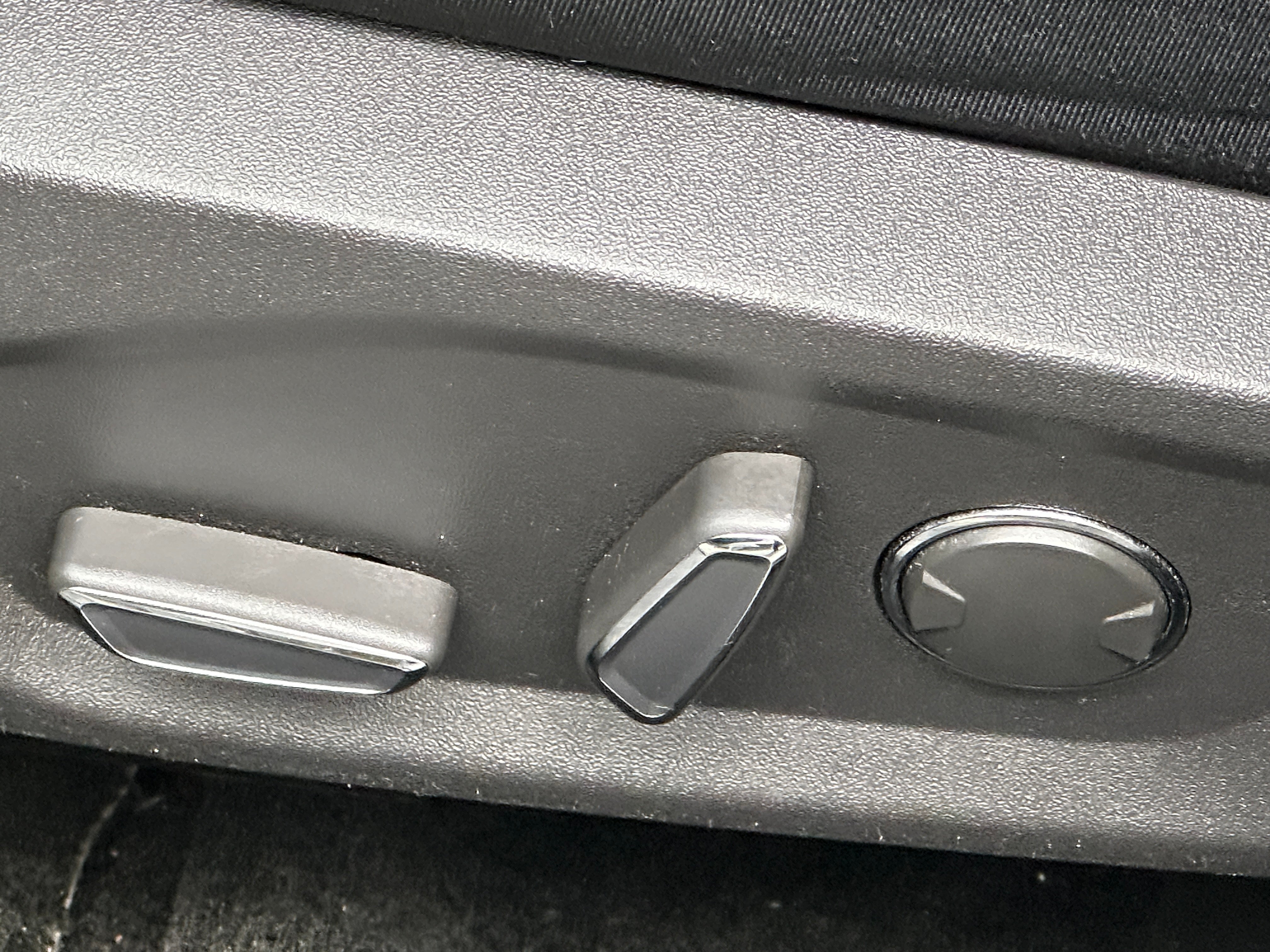 Used 2016 Ford Fusion SE with VIN 3FA6P0T9XGR285175 for sale in Oak Creek, WI