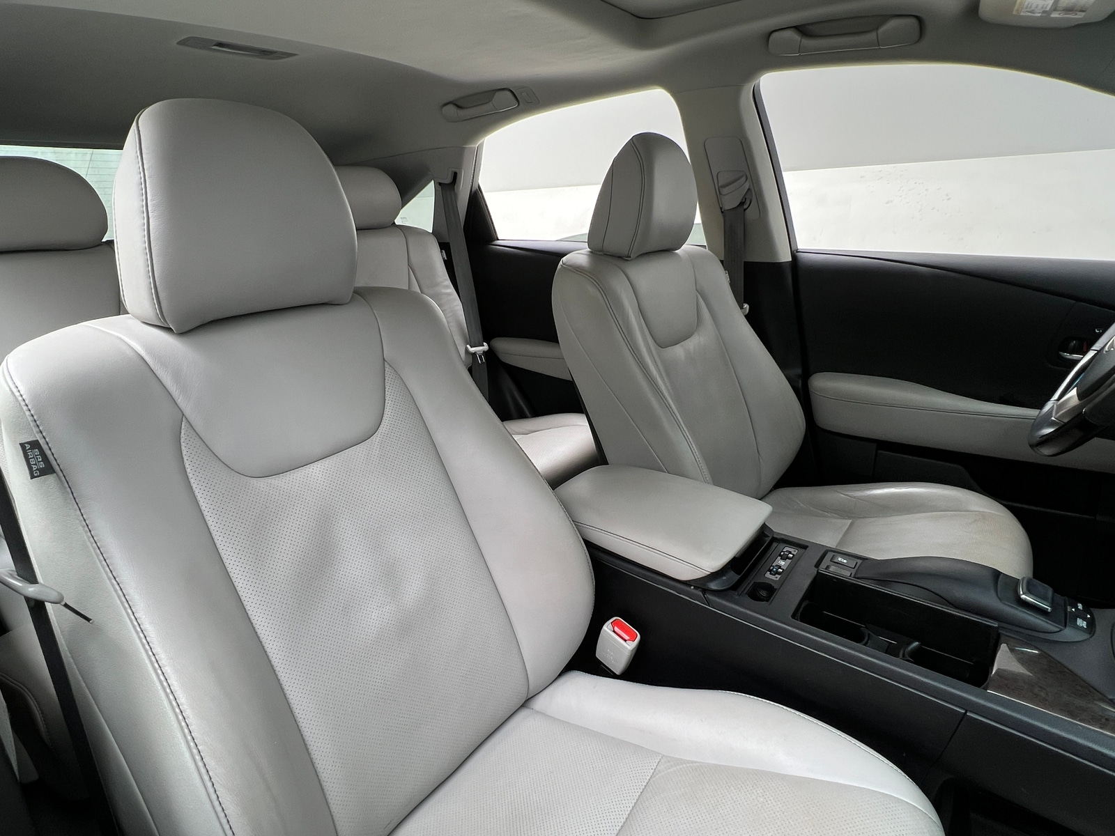 Thumbnail: 2015 Lexus RX - 2