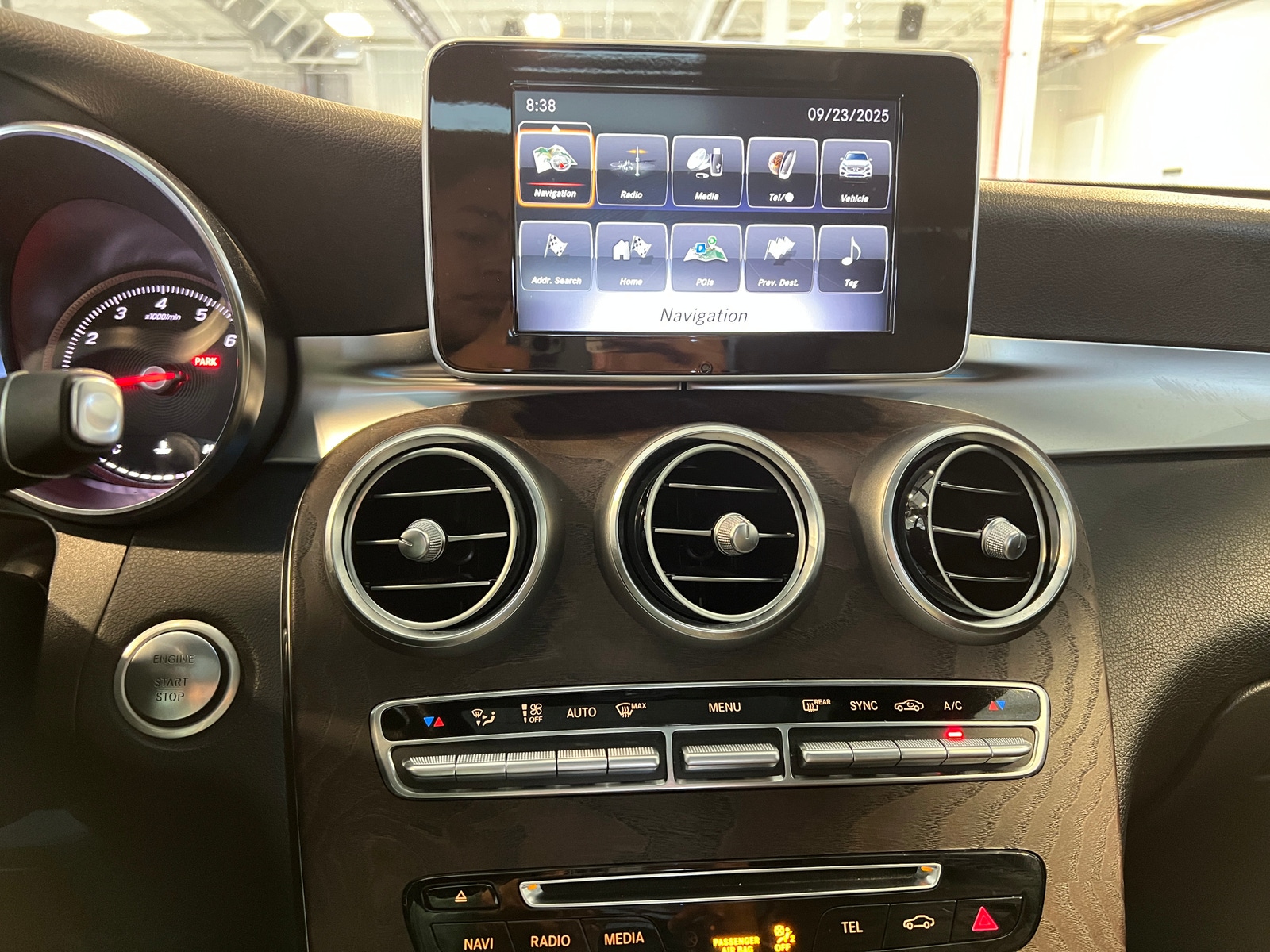 Thumbnail: 2019 Mercedes-Benz GLC - 3