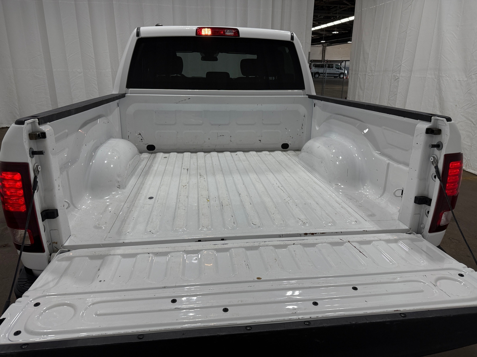 Thumbnail: 2022 RAM 1500 Classic - 7