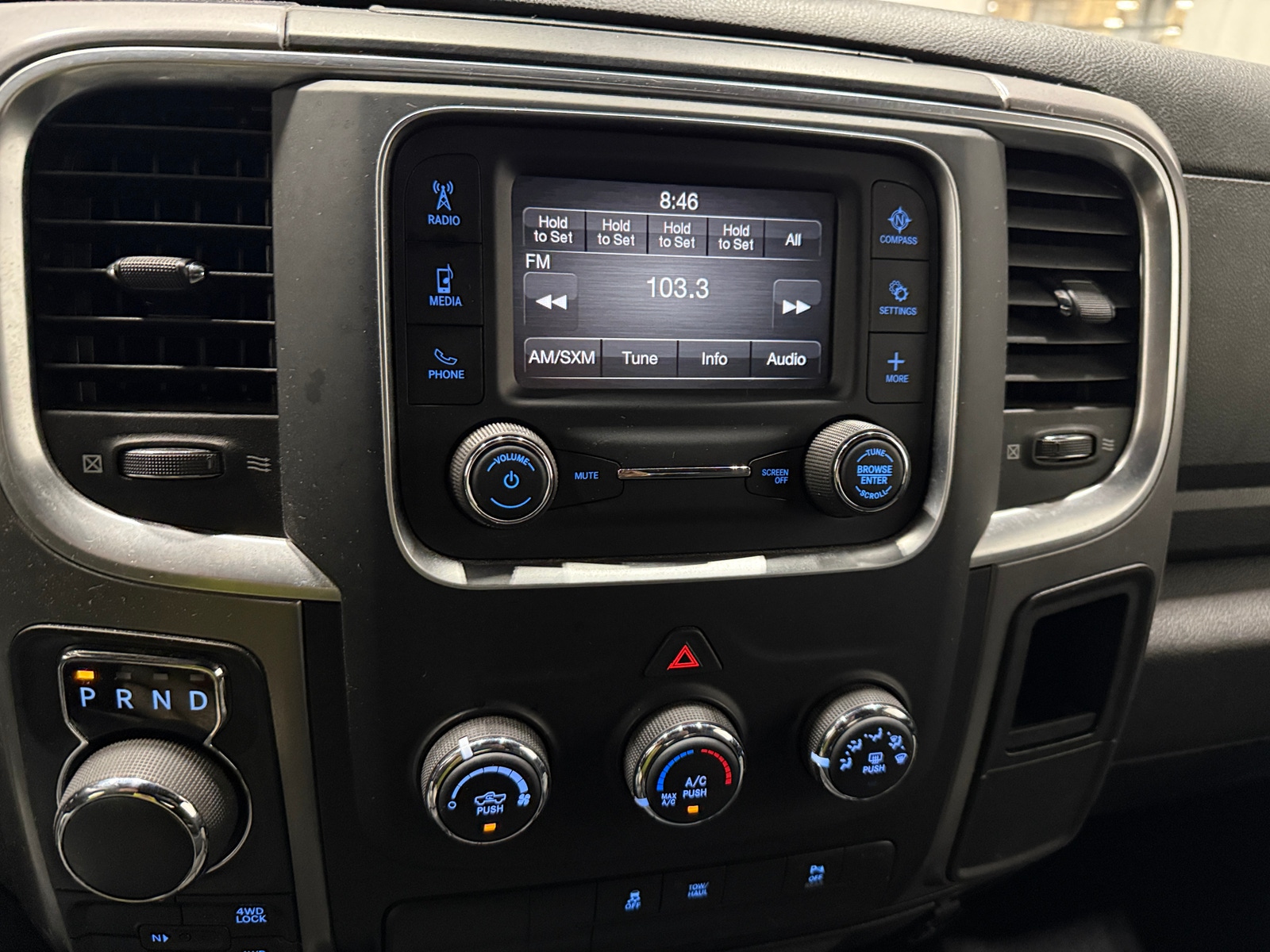 Thumbnail: 2022 RAM 1500 Classic - 4