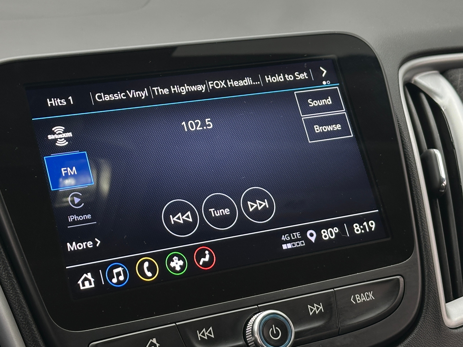 Thumbnail: 2024 Chevrolet Malibu - 4