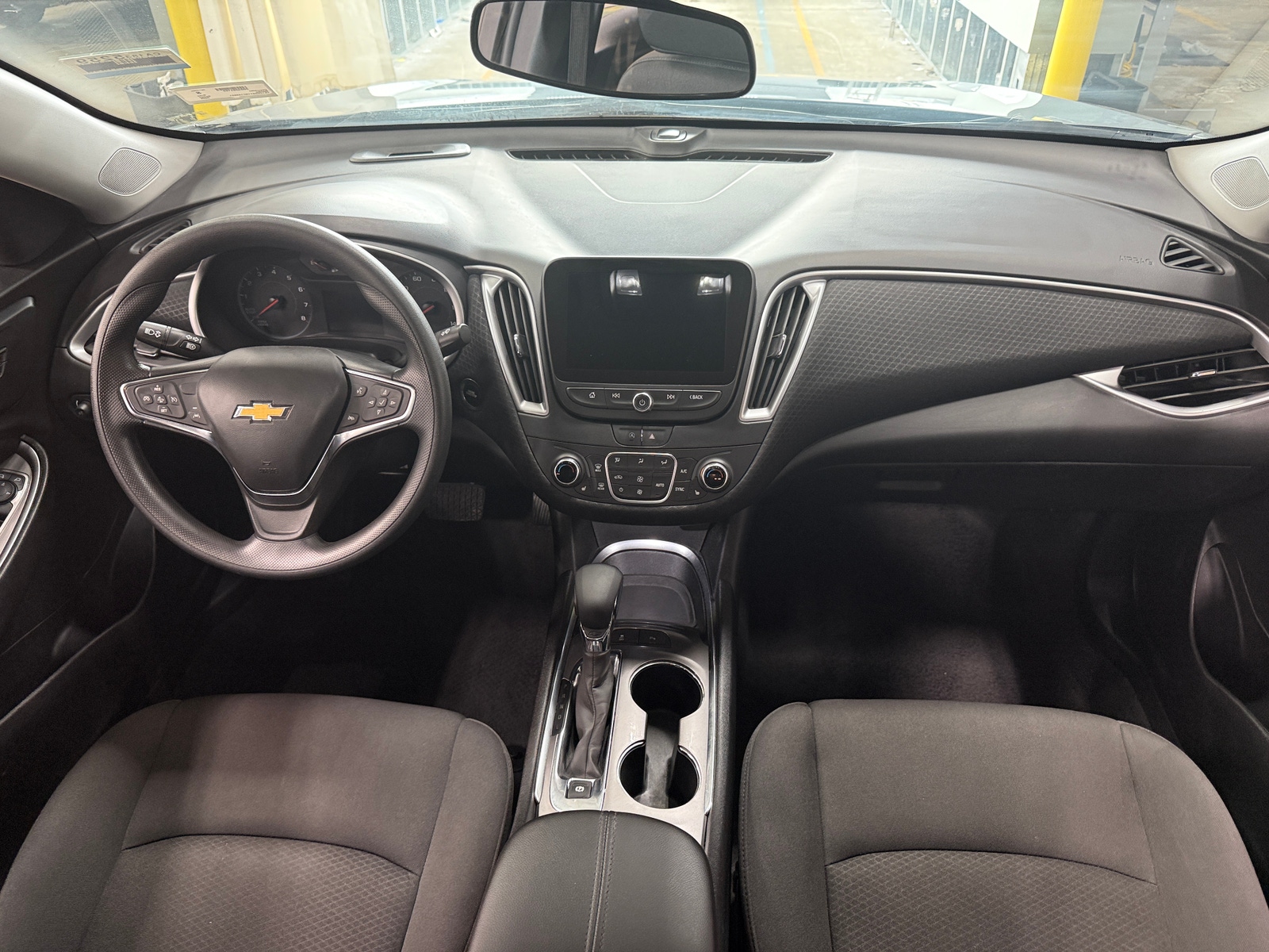 Thumbnail: 2025 Chevrolet Malibu - 3