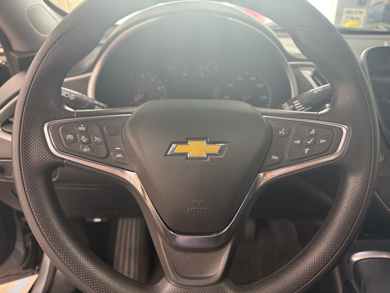 Thumbnail: 2025 Chevrolet Malibu - 5