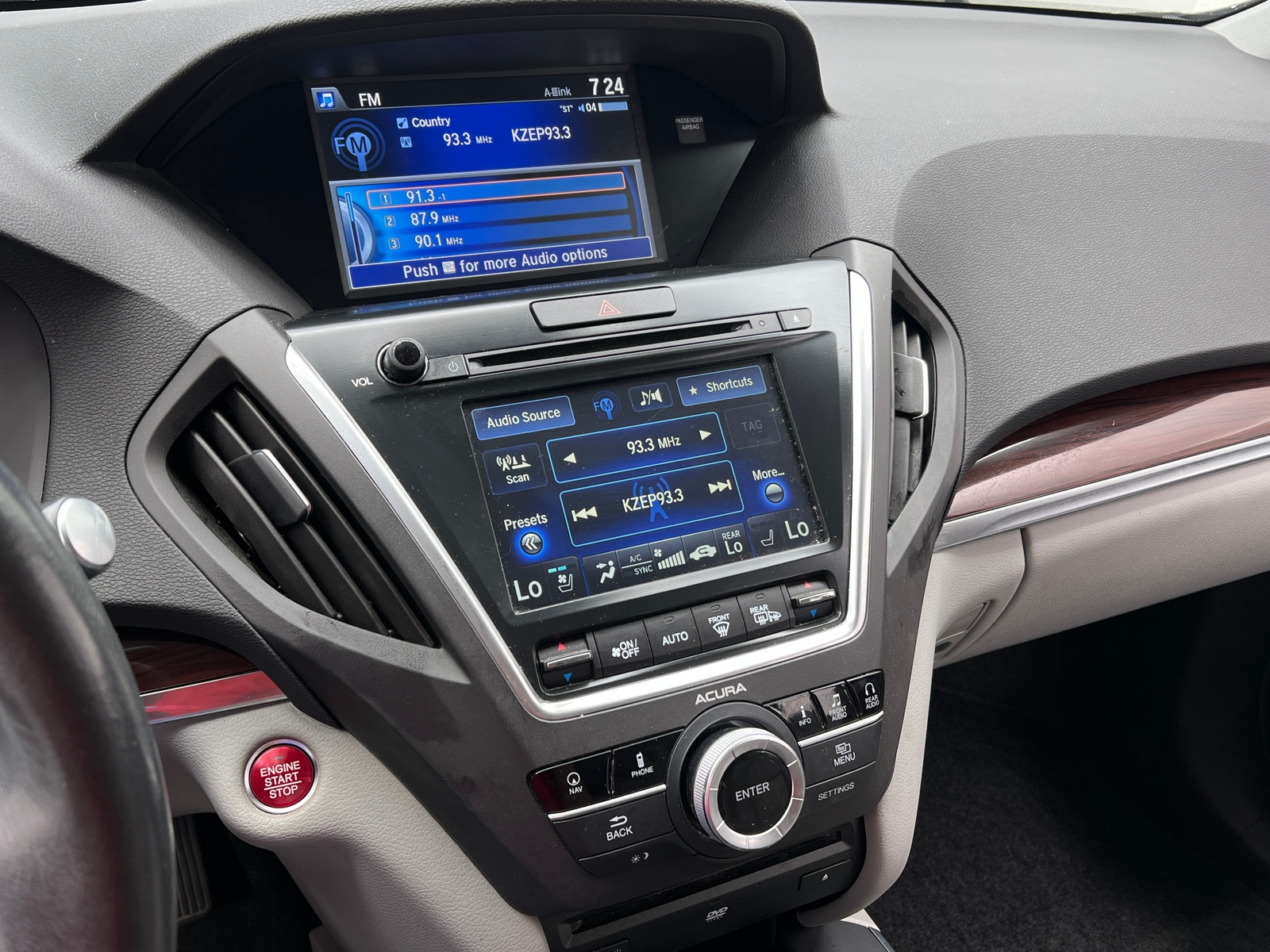 Thumbnail: 2015 Acura MDX - 3