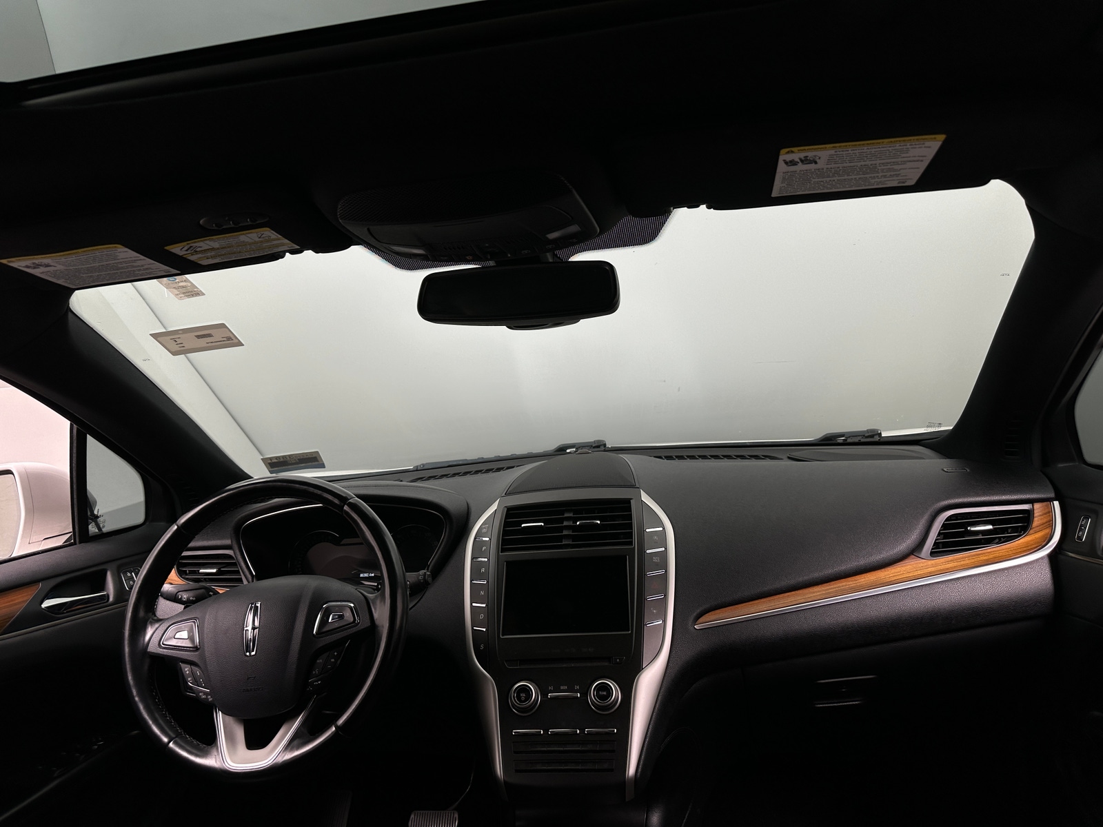 Thumbnail: 2017 Lincoln MKC - 2