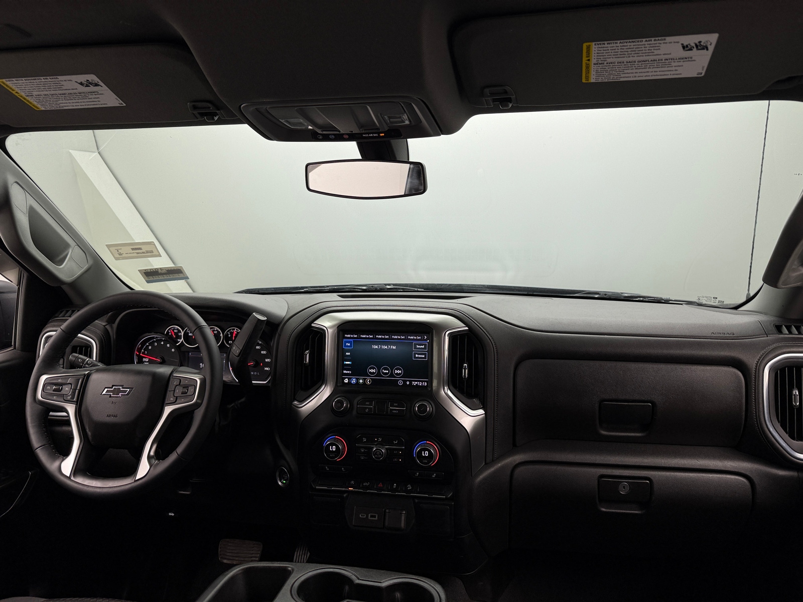 Thumbnail: 2022 Chevrolet Silverado 1500 - 3