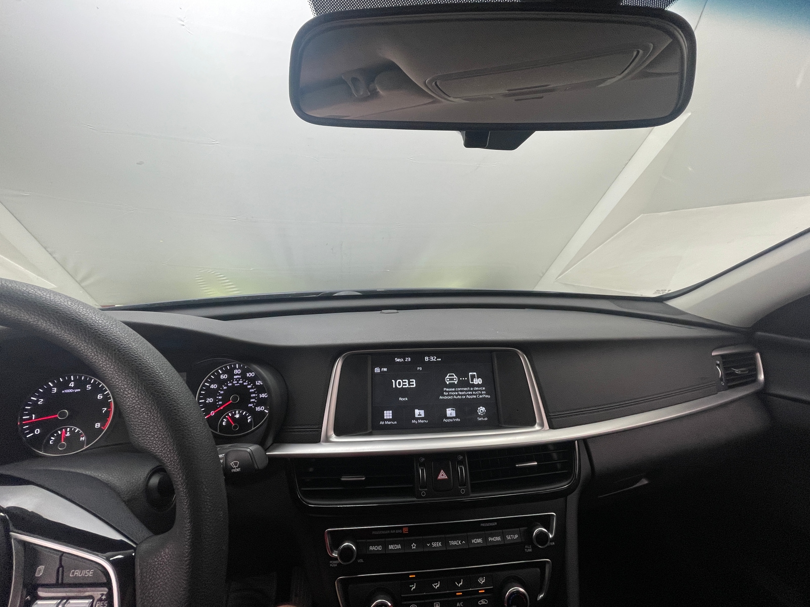 Thumbnail: 2020 Kia Optima - 3