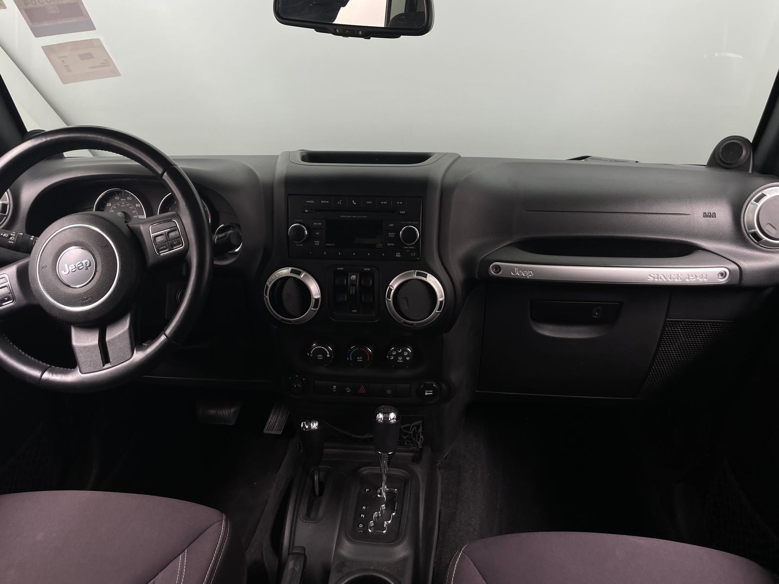 Thumbnail: 2013 Jeep Wrangler - 3