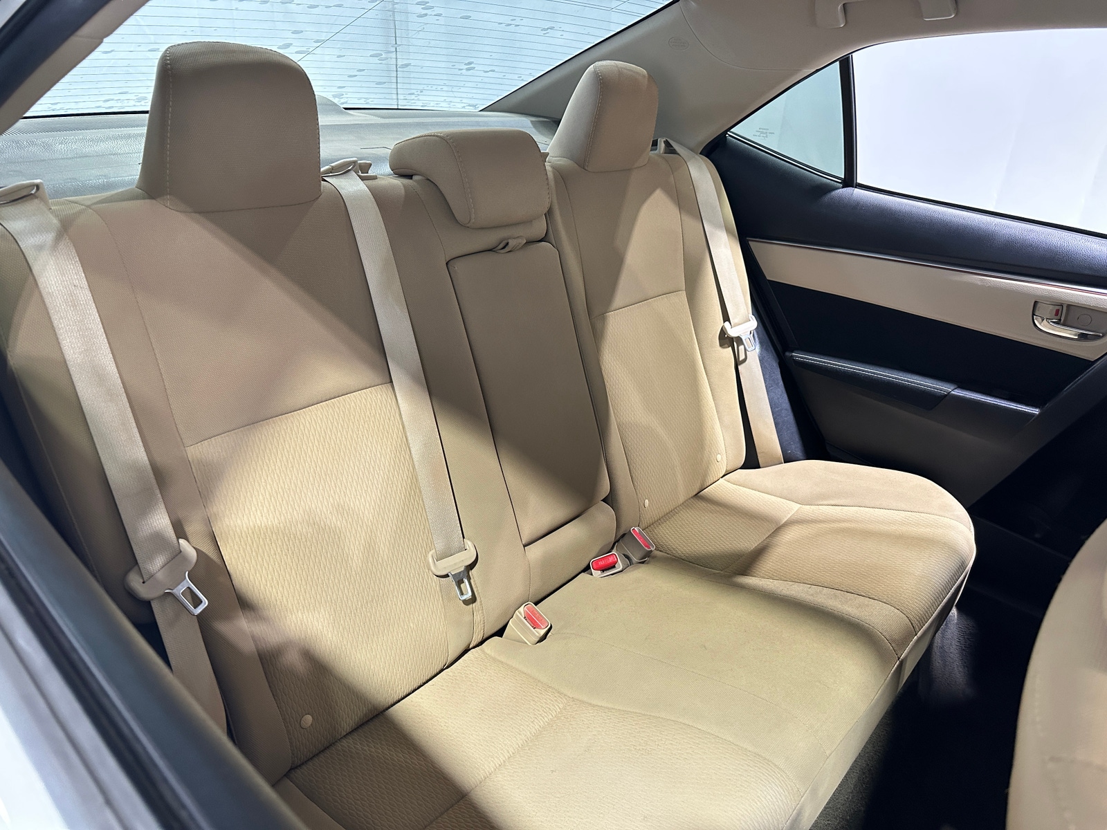 Thumbnail: 2015 Toyota Corolla - 6