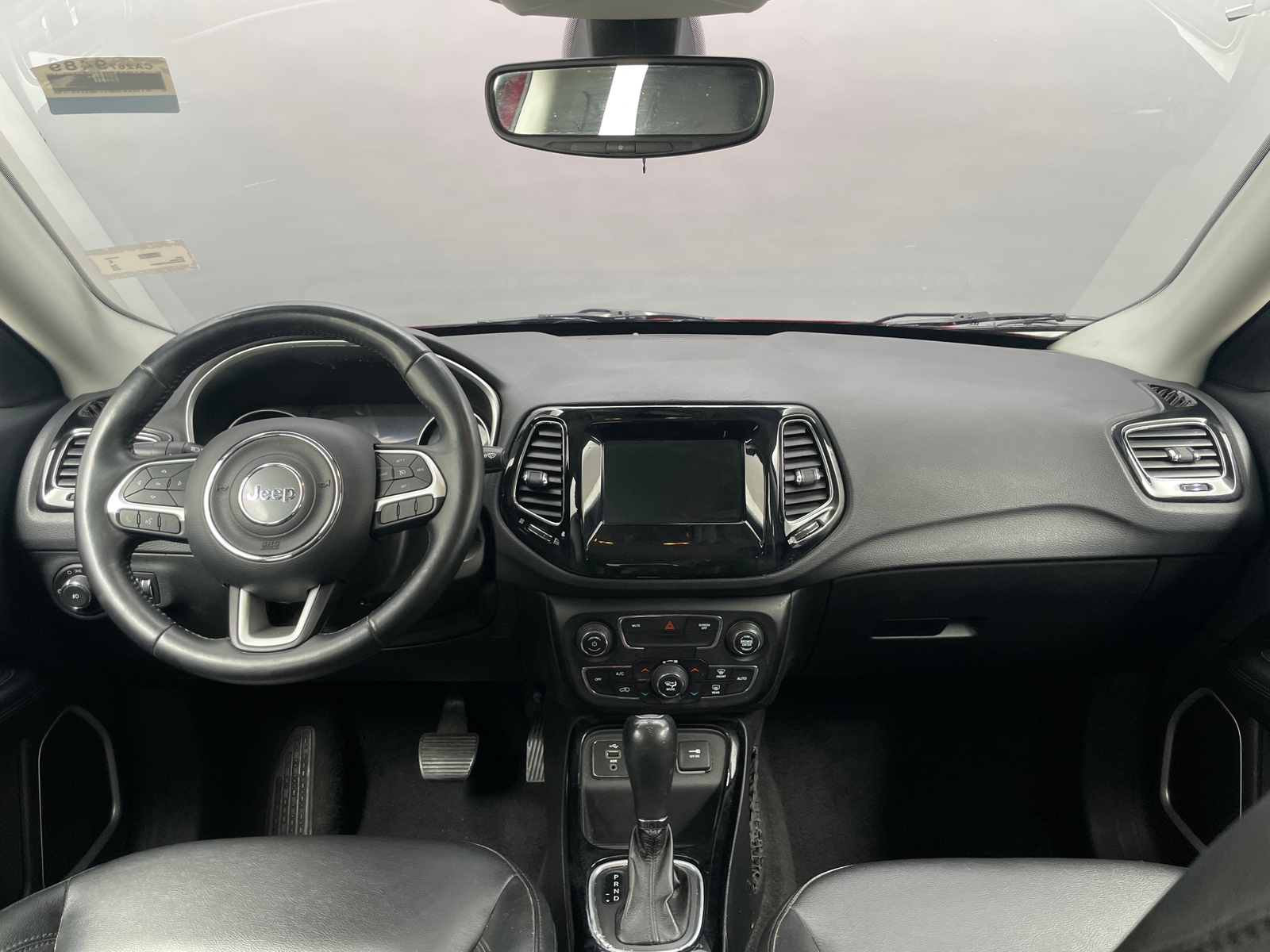 Thumbnail: 2018 Jeep Compass - 3