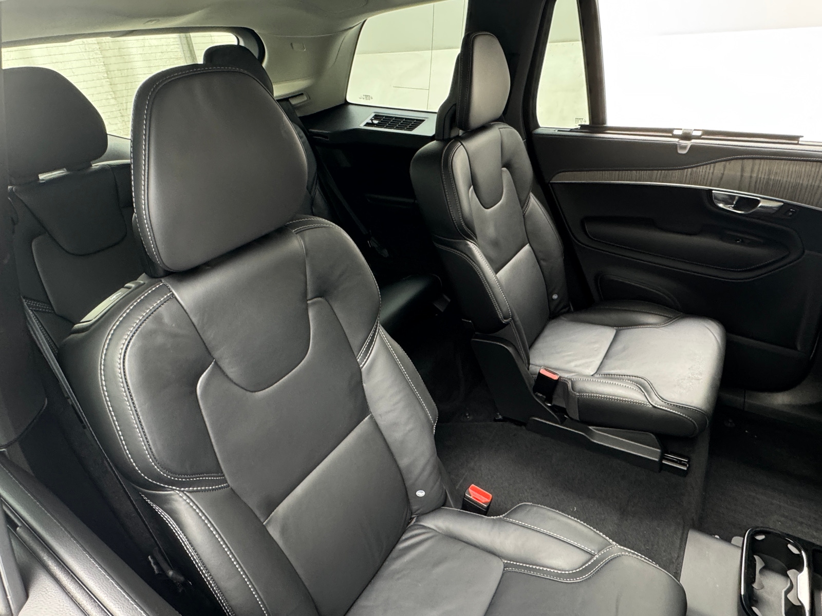 Thumbnail: 2022 Volvo XC90 - 5