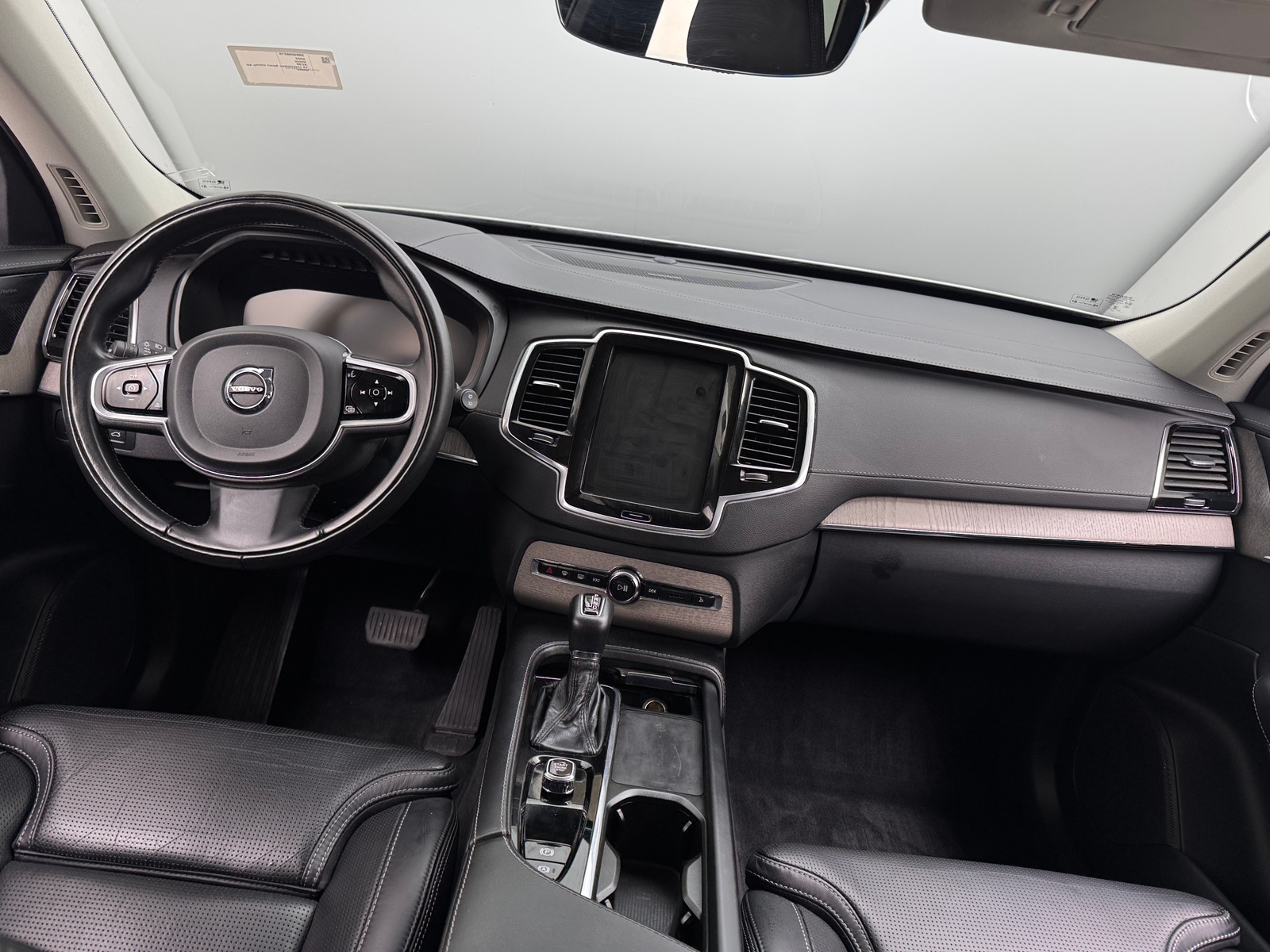 Thumbnail: 2022 Volvo XC90 - 2