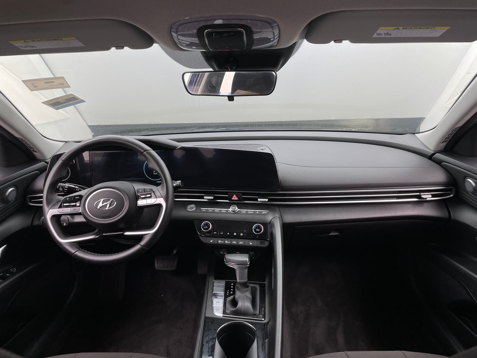 Thumbnail: 2023 Hyundai Elantra - 3