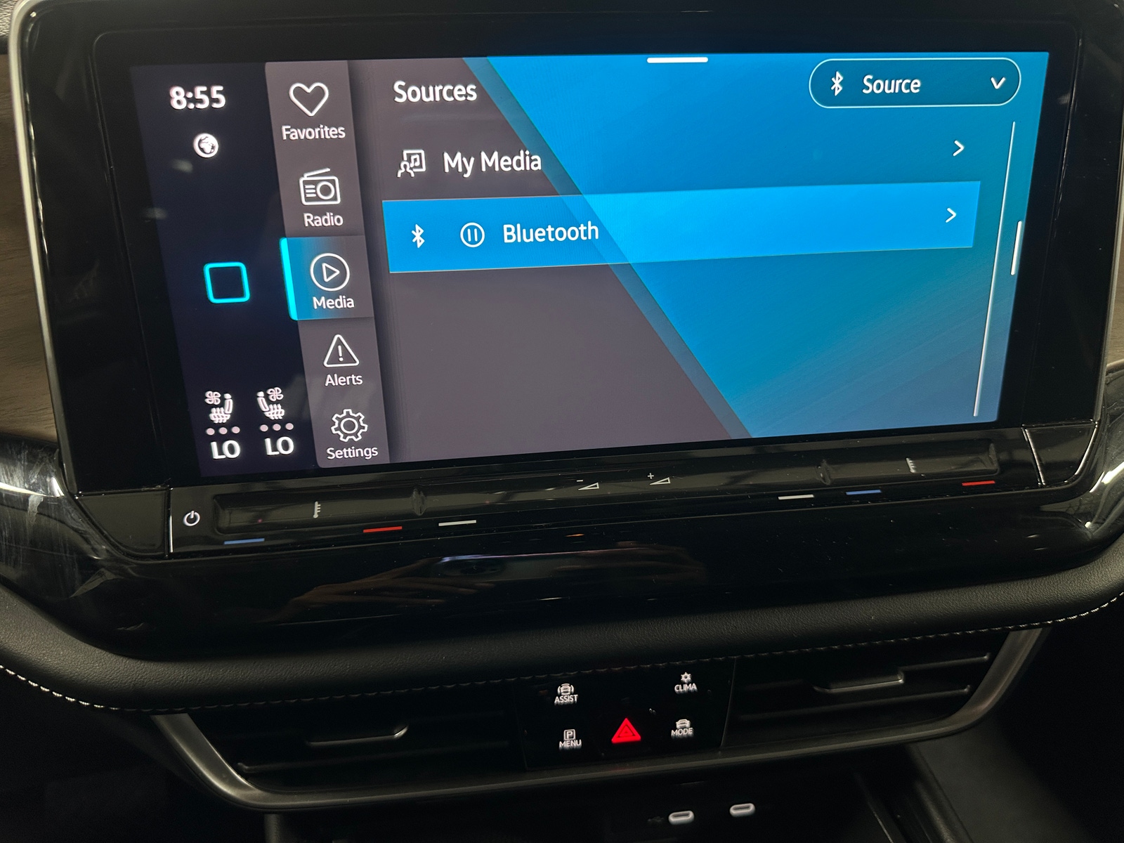 Thumbnail: 2024 Volkswagen Atlas - 3