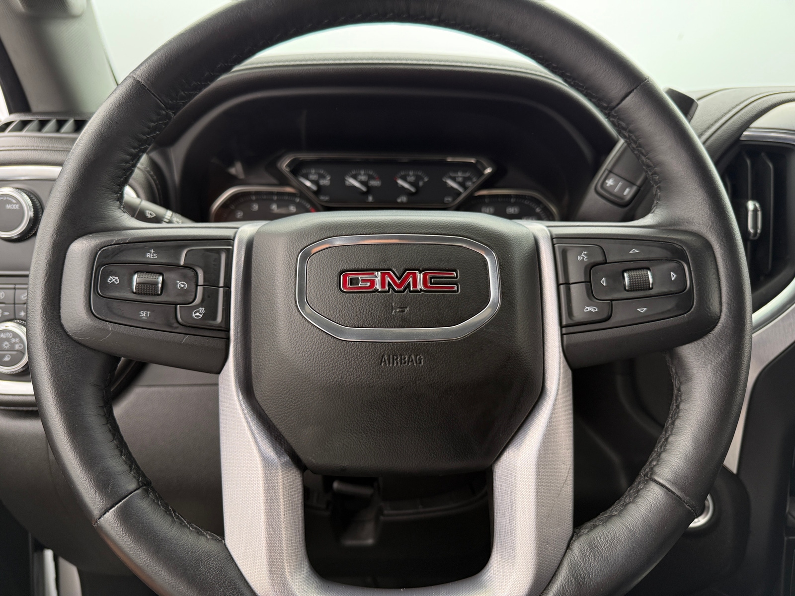 Thumbnail: 2022 GMC Sierra 1500 - 5
