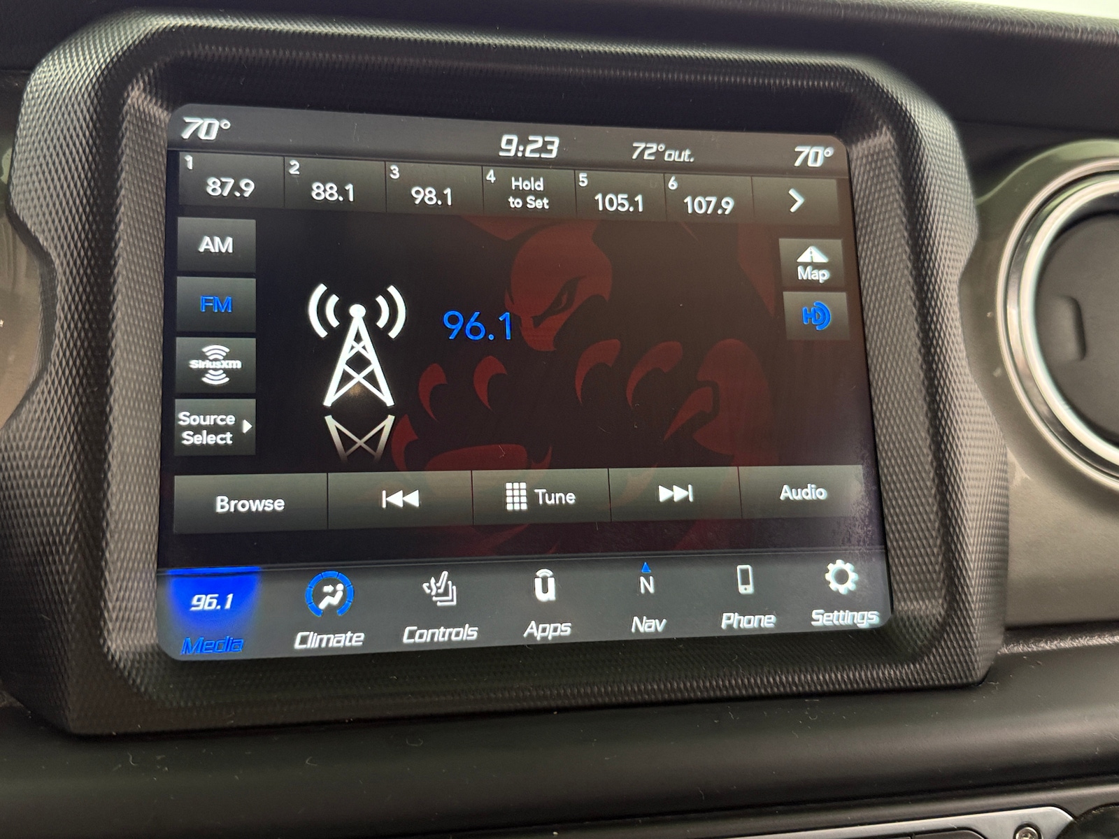 Thumbnail: 2018 Jeep Wrangler - 4