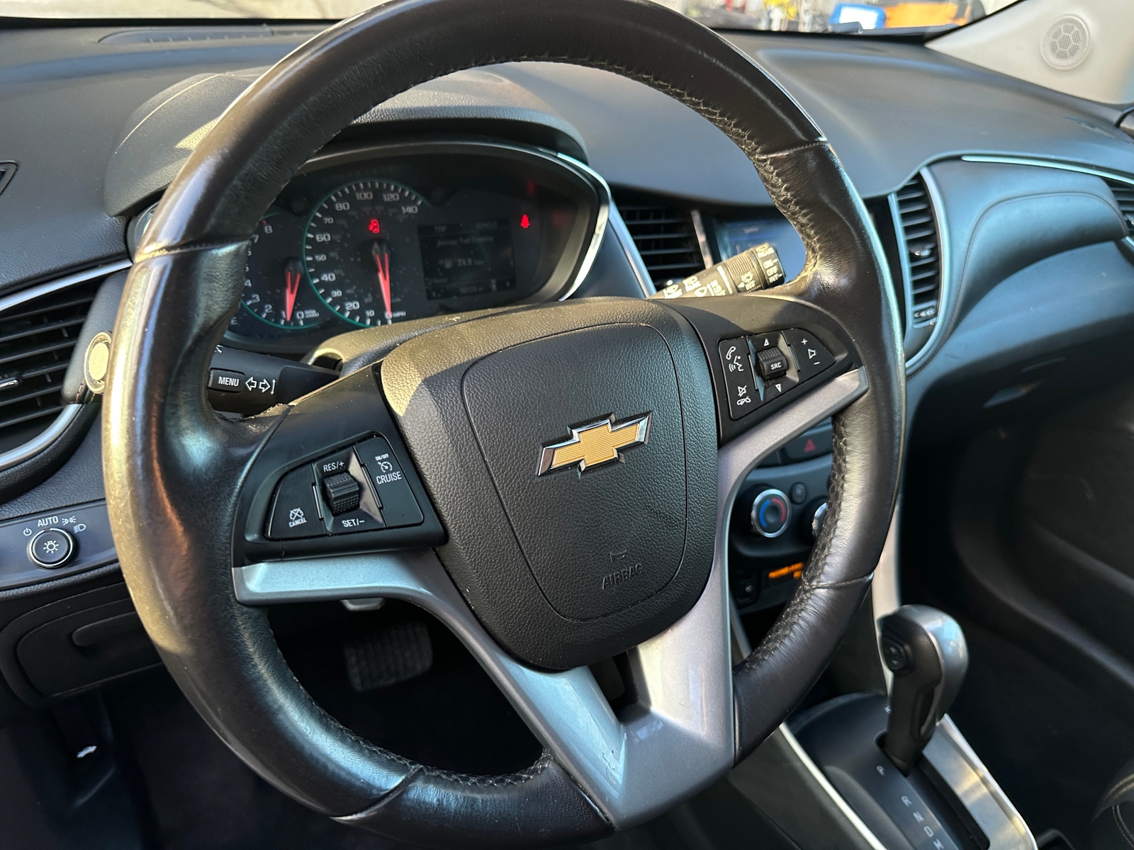 Thumbnail: 2022 Chevrolet Trax - 5