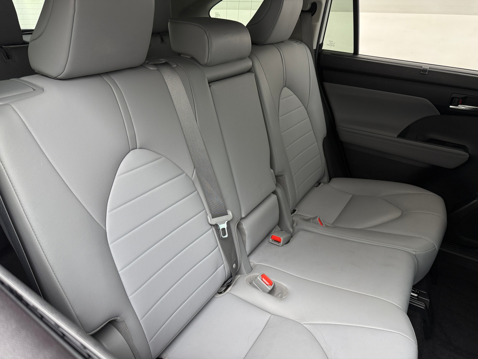 Thumbnail: 2020 Toyota Highlander - 5