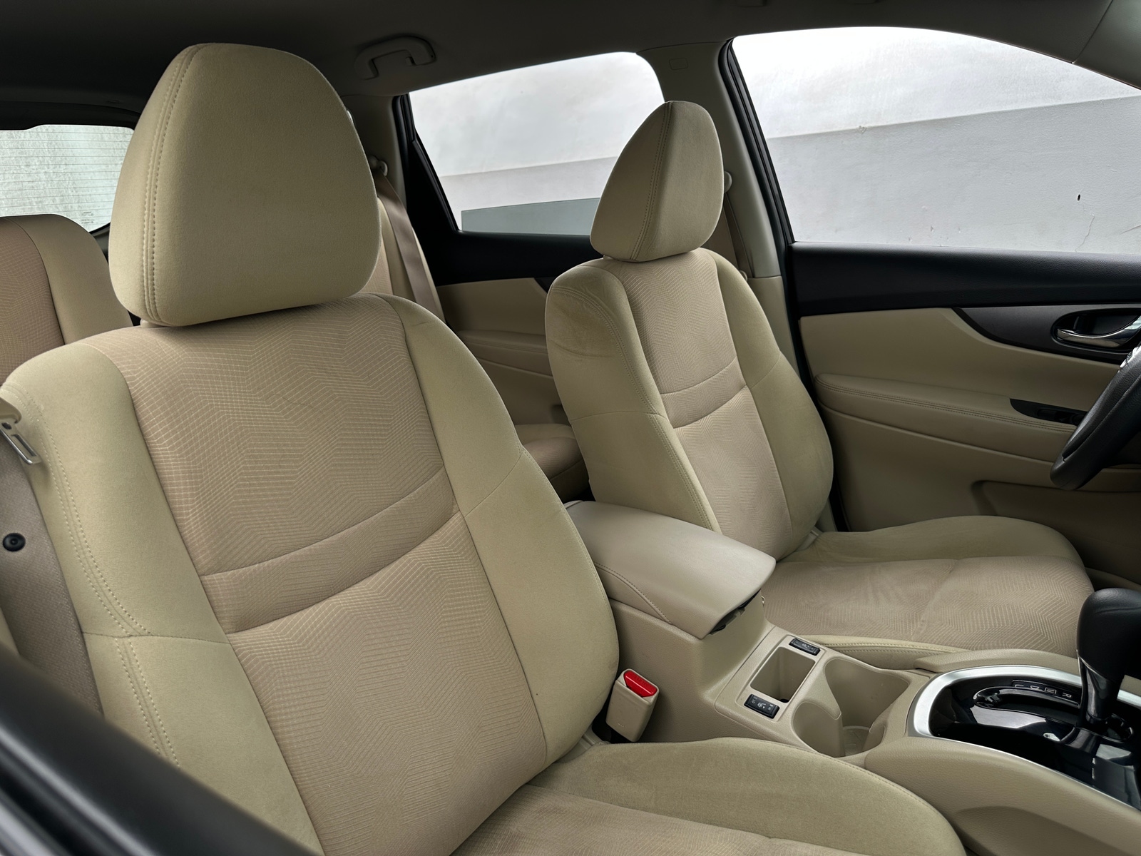 Thumbnail: 2016 Nissan Rogue - 2