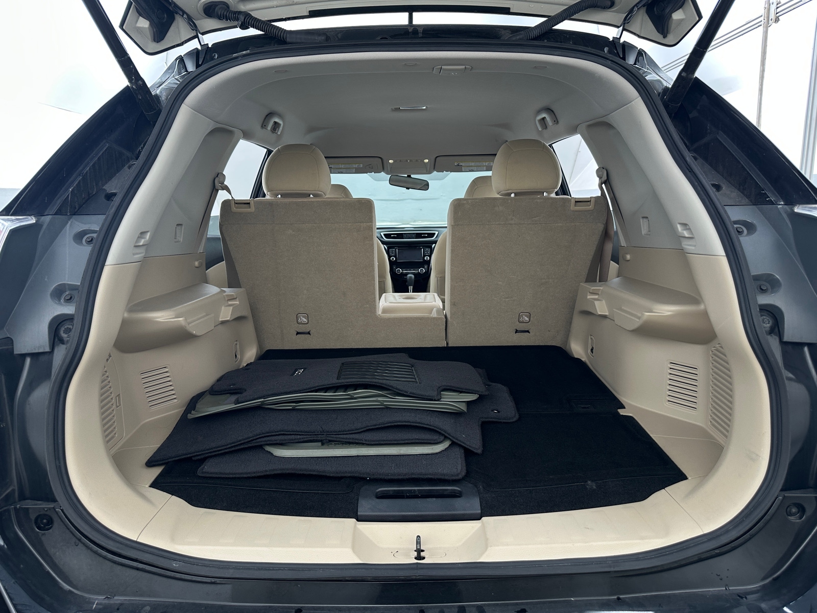 Thumbnail: 2016 Nissan Rogue - 7