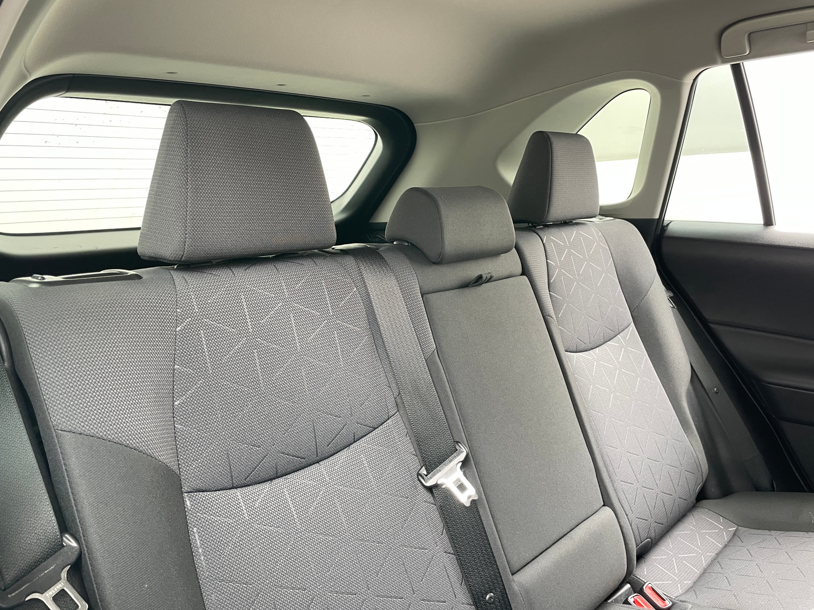 Thumbnail: 2020 Toyota RAV4 - 6