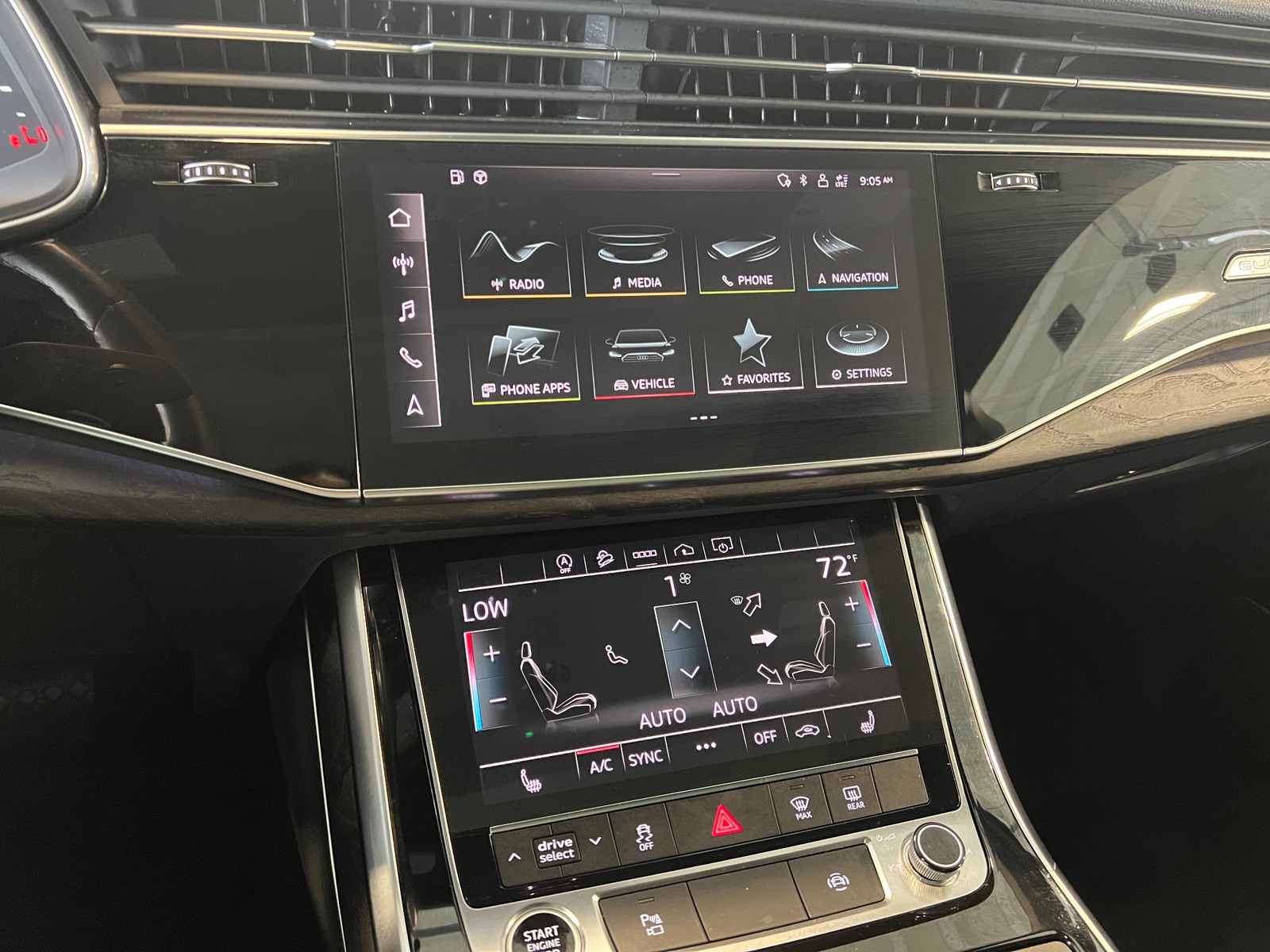 Thumbnail: 2021 Audi Q7 - 3