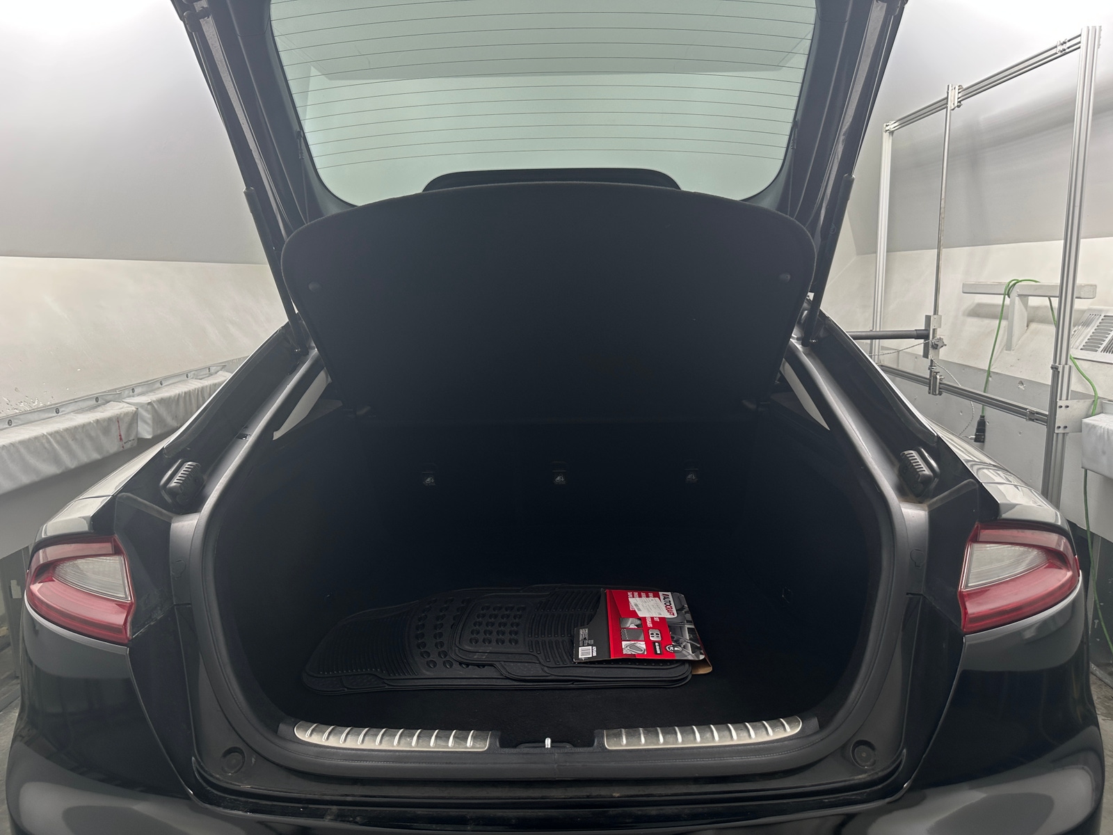 Thumbnail: 2019 Kia Stinger - 6