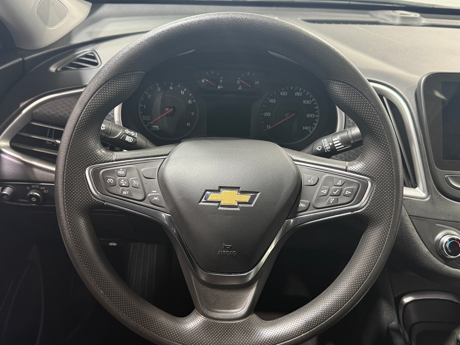 Thumbnail: 2024 Chevrolet Malibu - 5