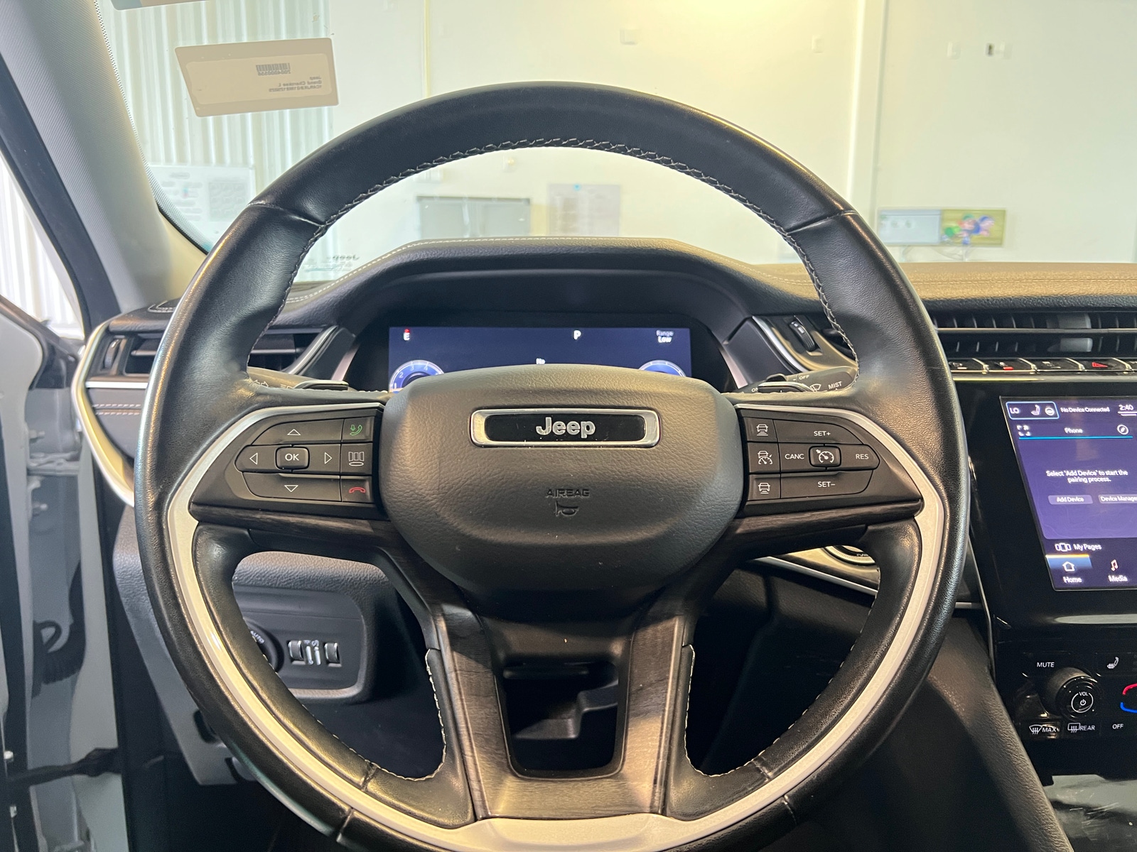 Thumbnail: 2021 Jeep Grand Cherokee L - 4
