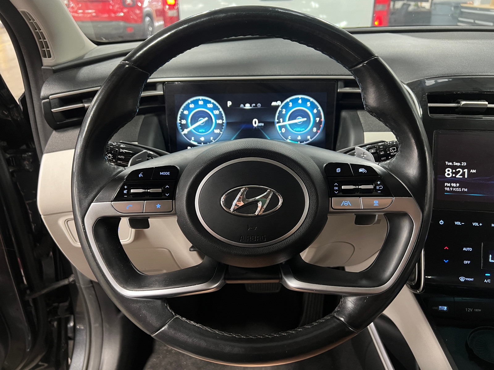 Thumbnail: 2023 Hyundai Tucson - 4