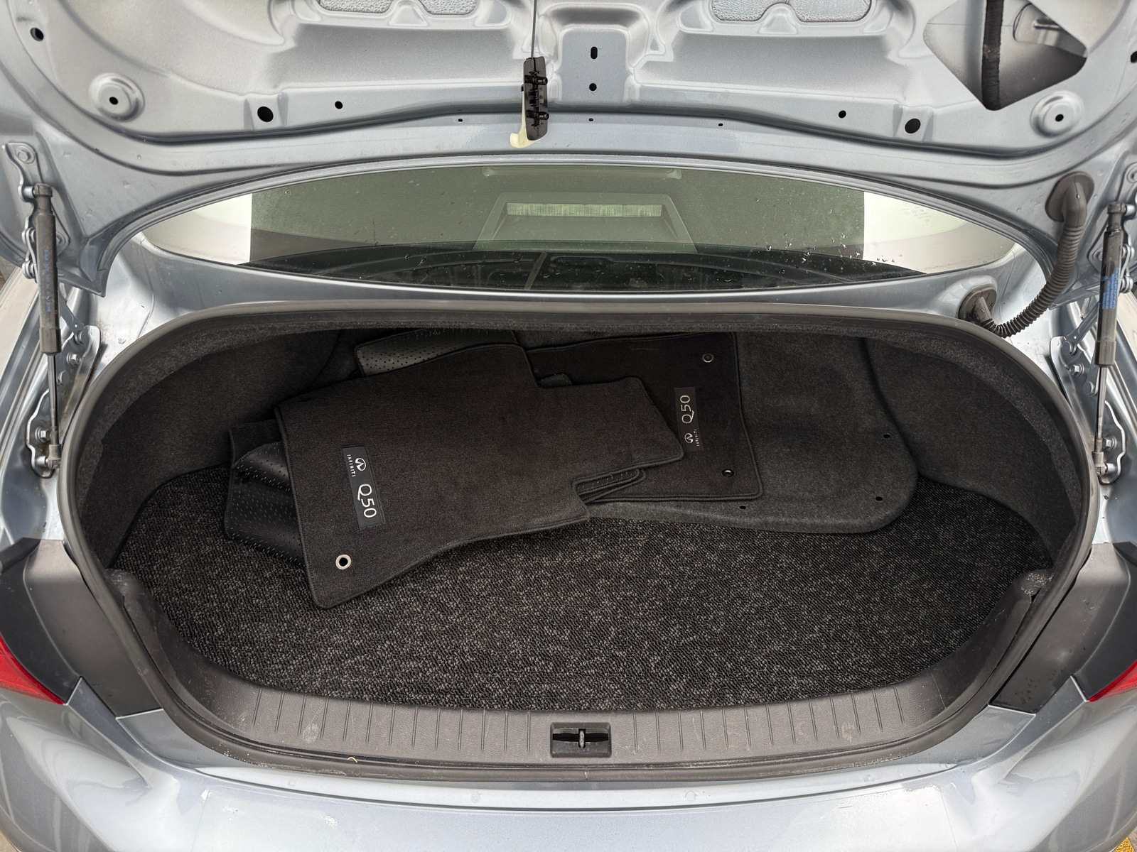 Thumbnail: 2014 INFINITI Q50 - 6